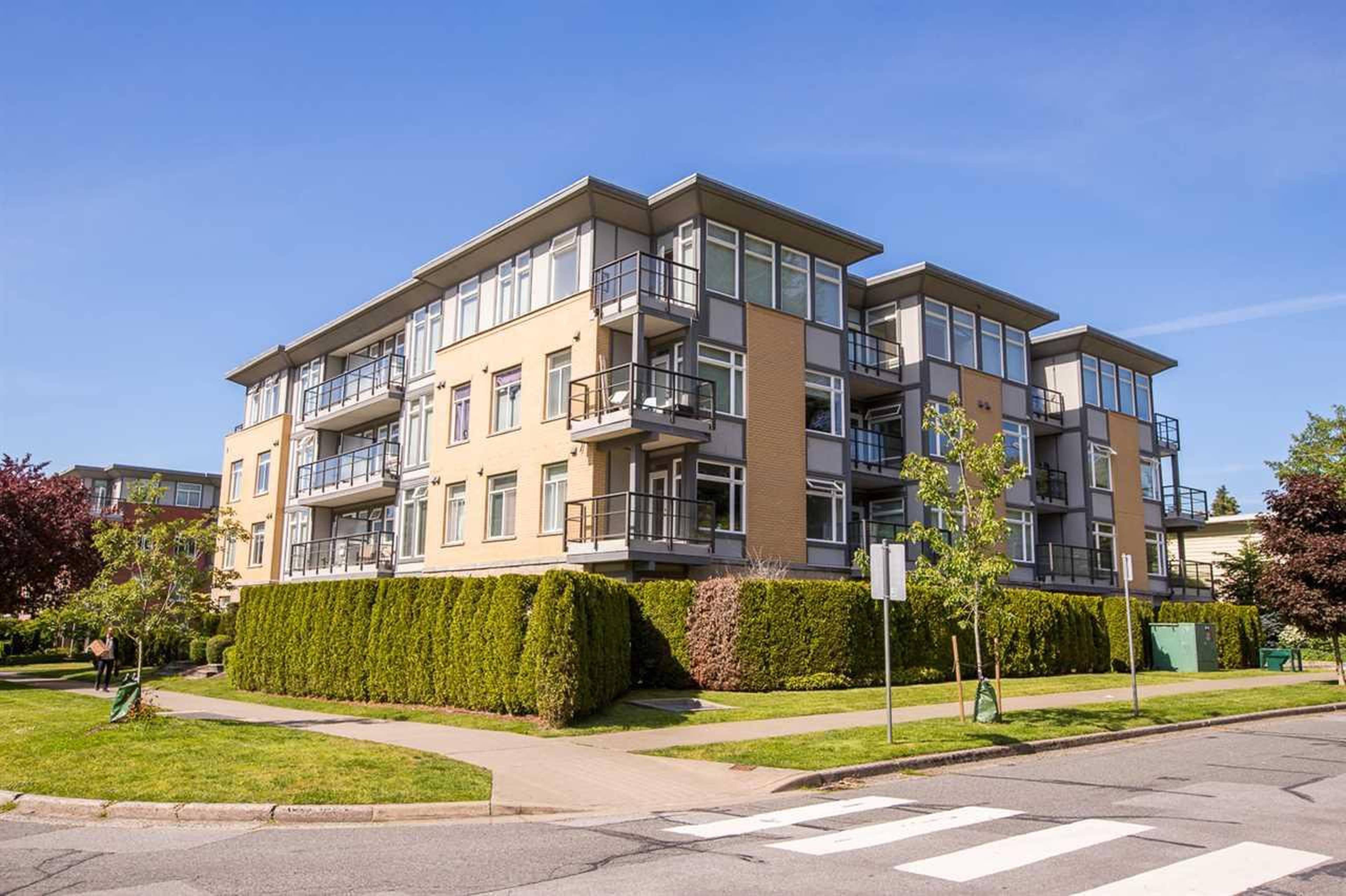 Galleria 5692 Kings Rd Apartments for Rent Vancouver liv.rent