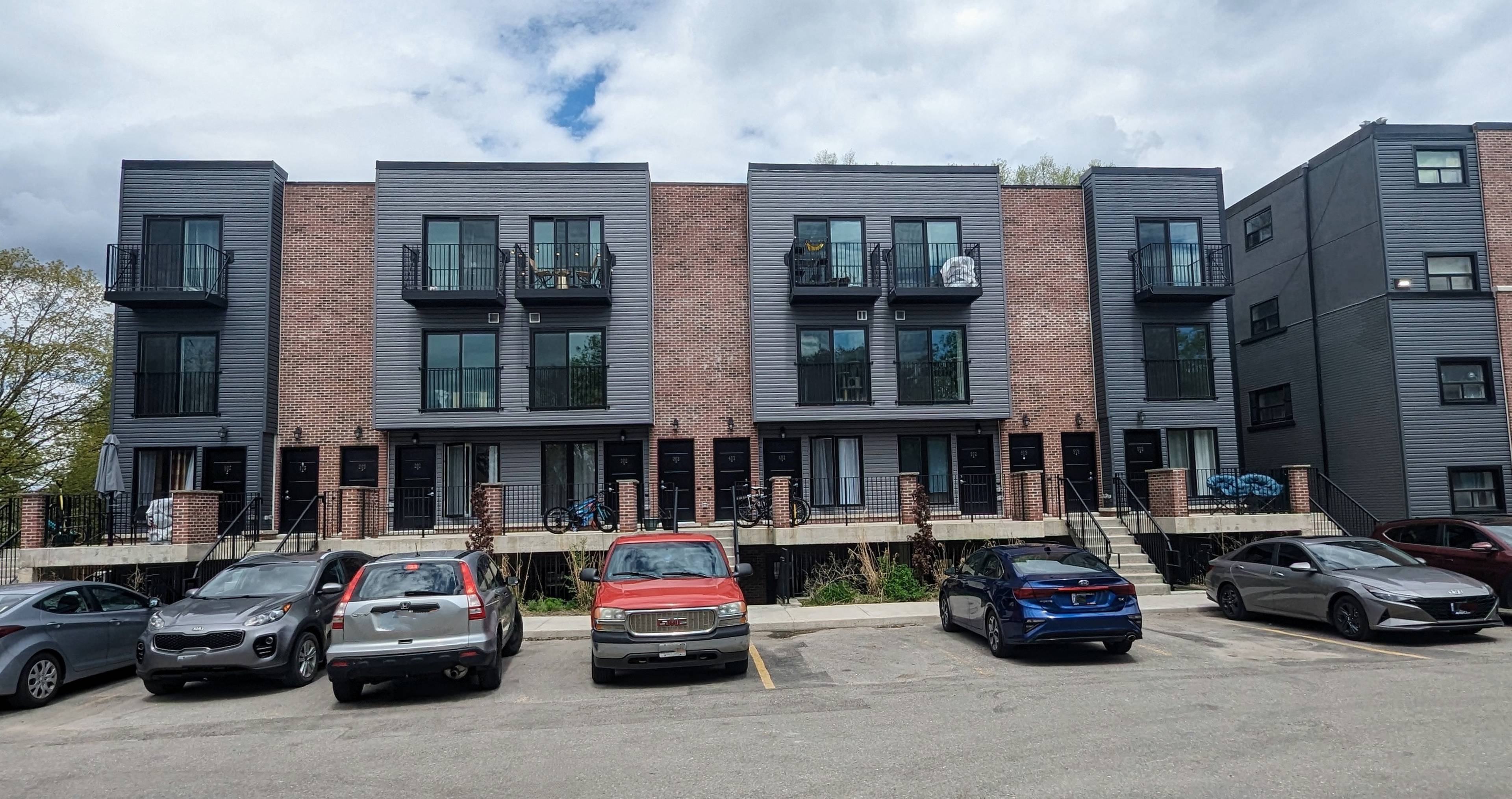 169 Lancaster Street West