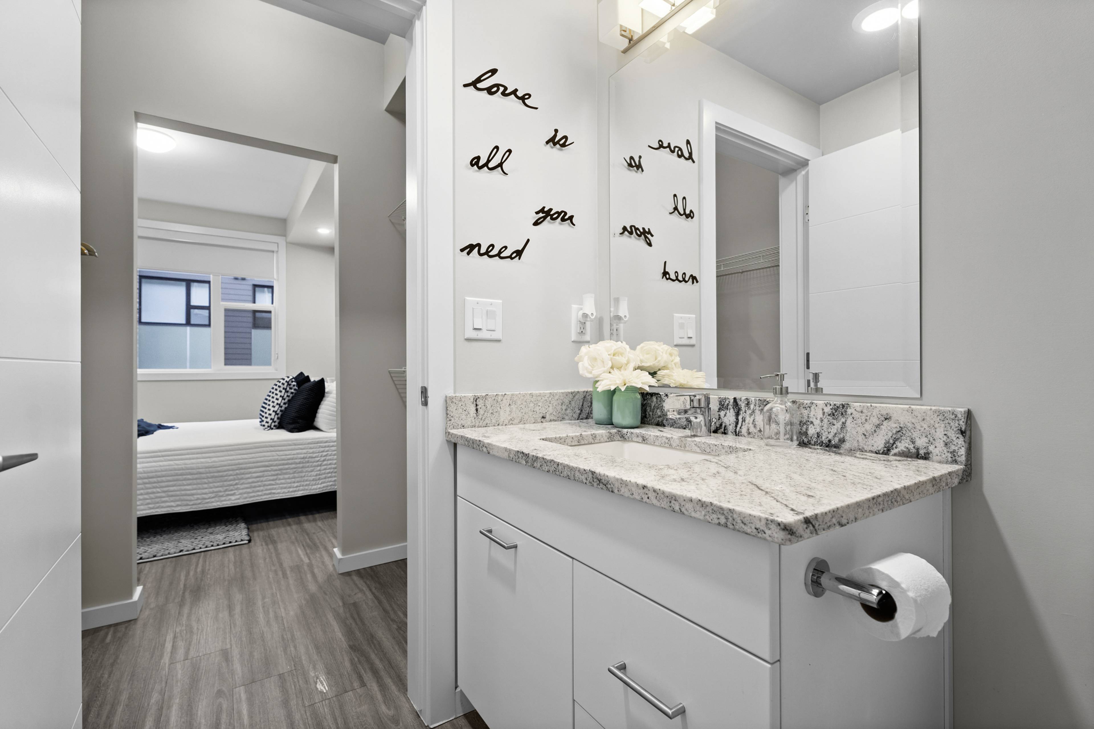 235 Willis Crescent 11