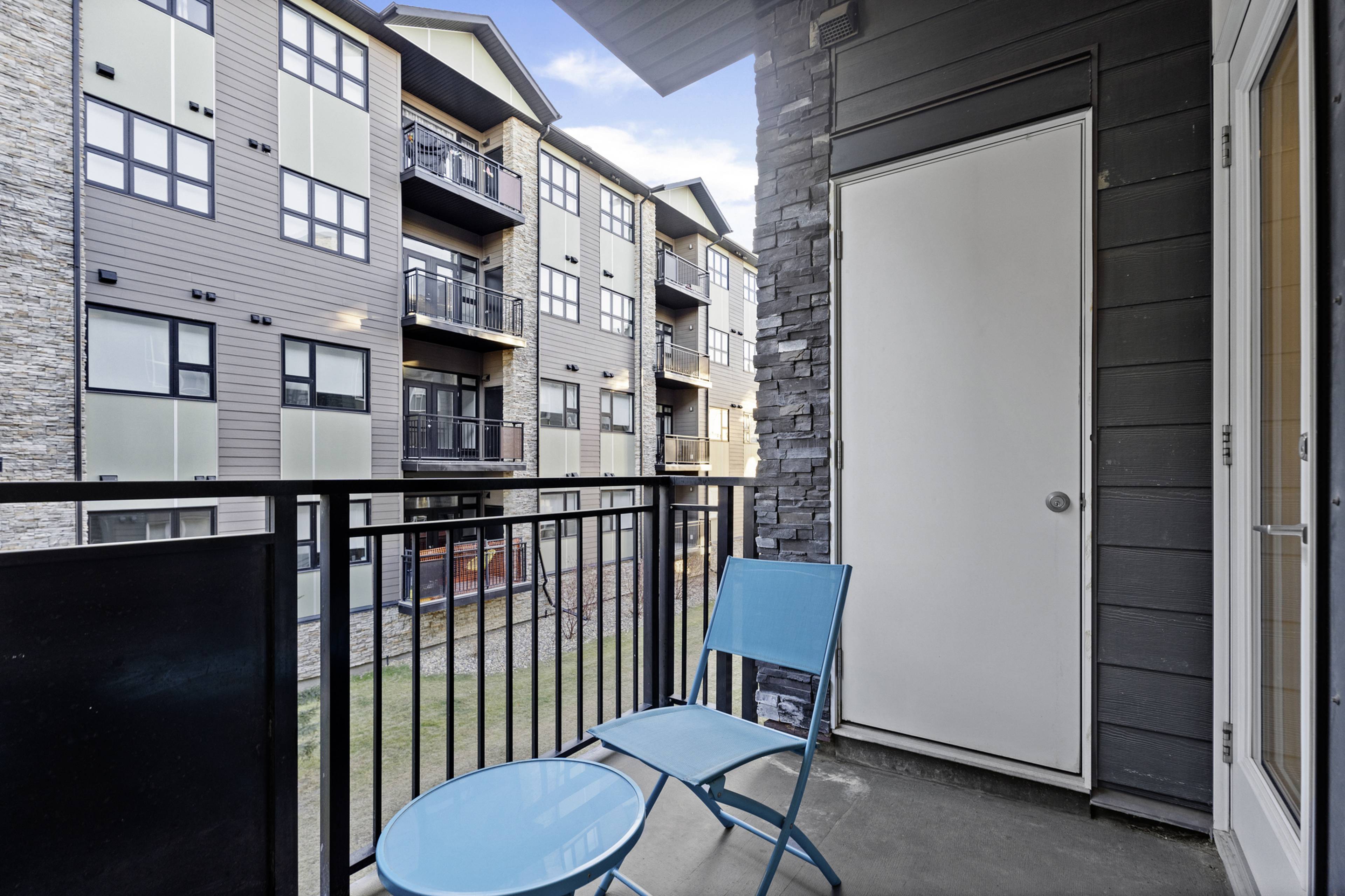 235 Willis Crescent 15