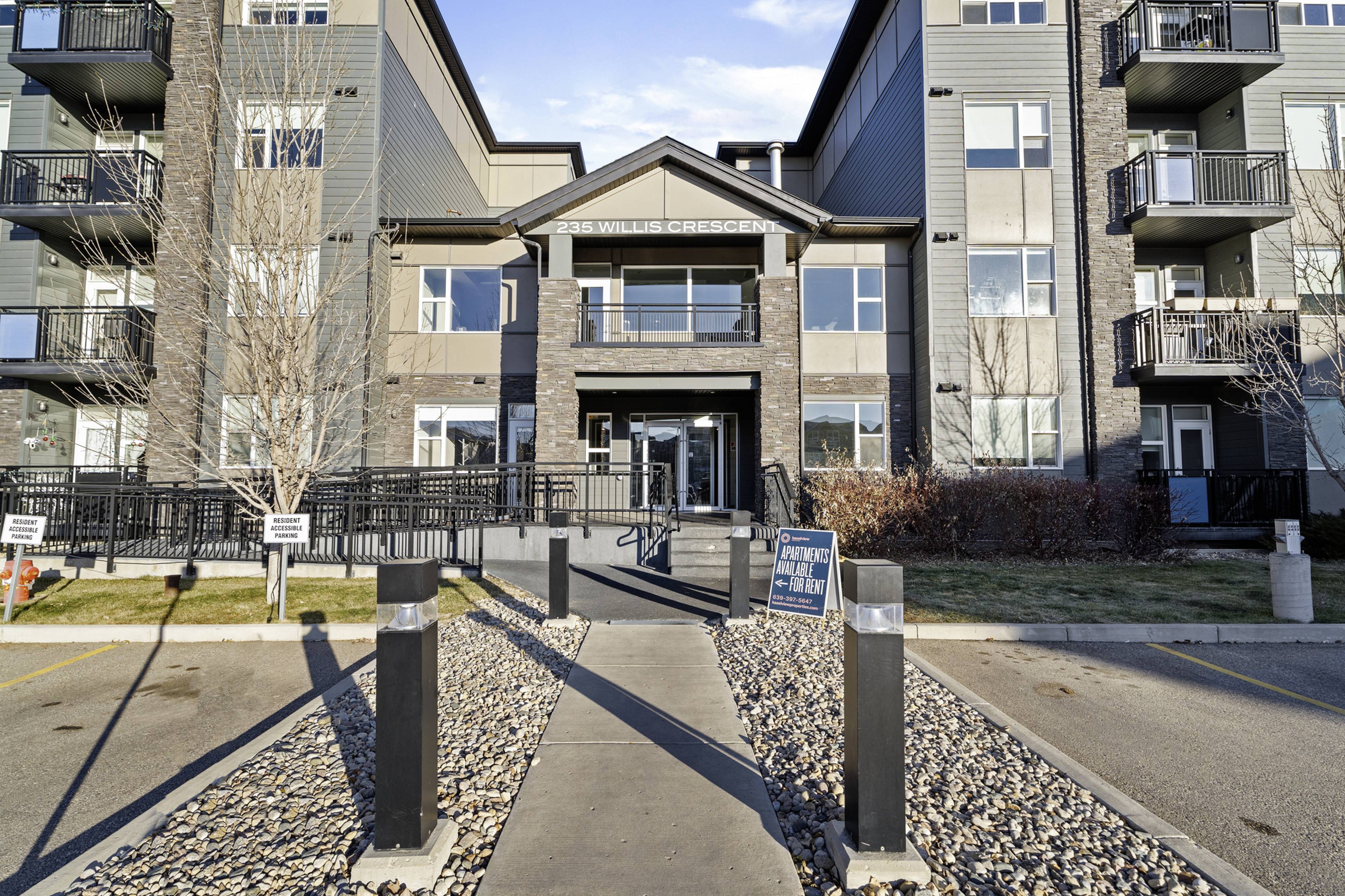 235 Willis Crescent 19