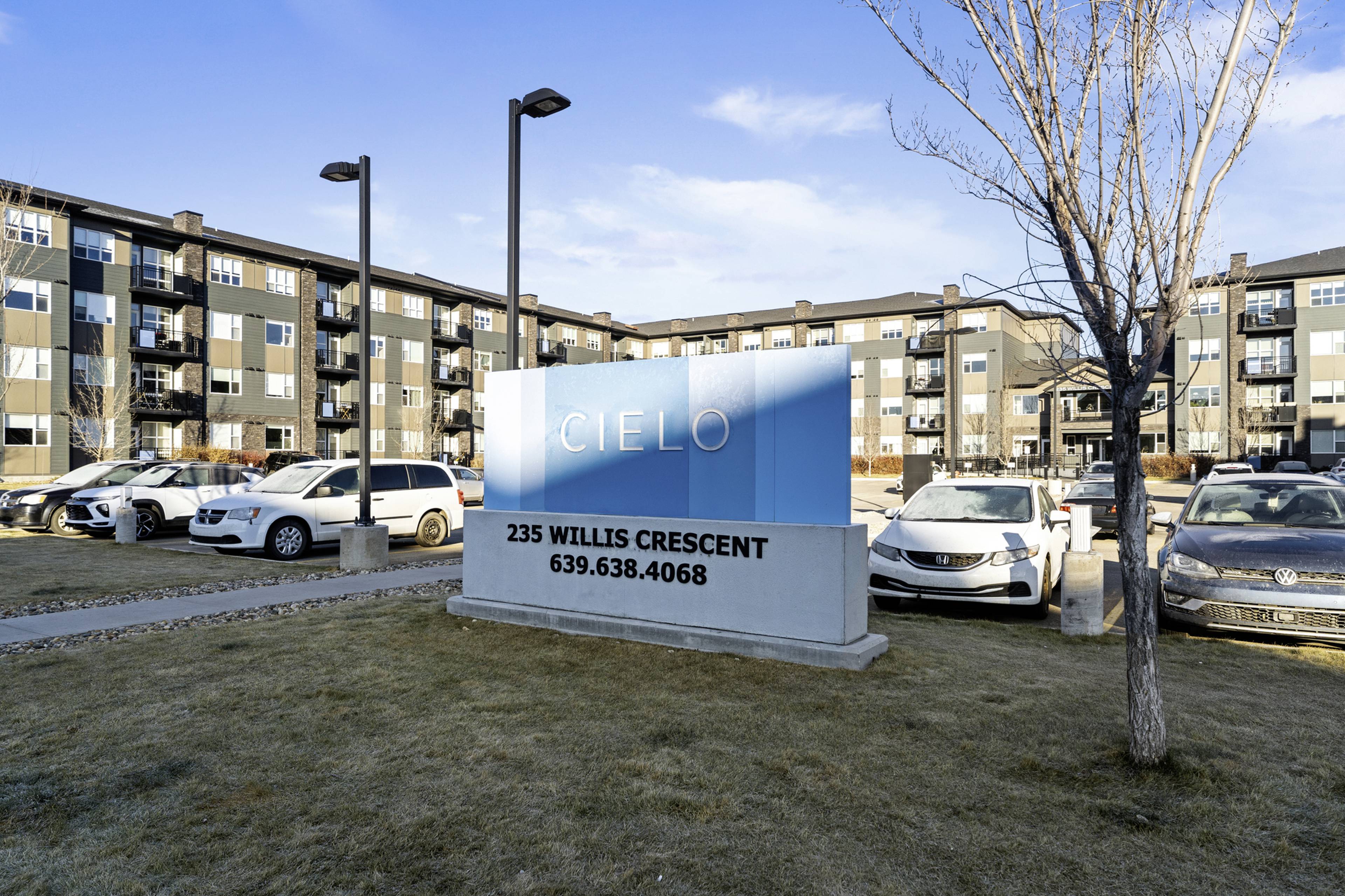 235 Willis Crescent 20