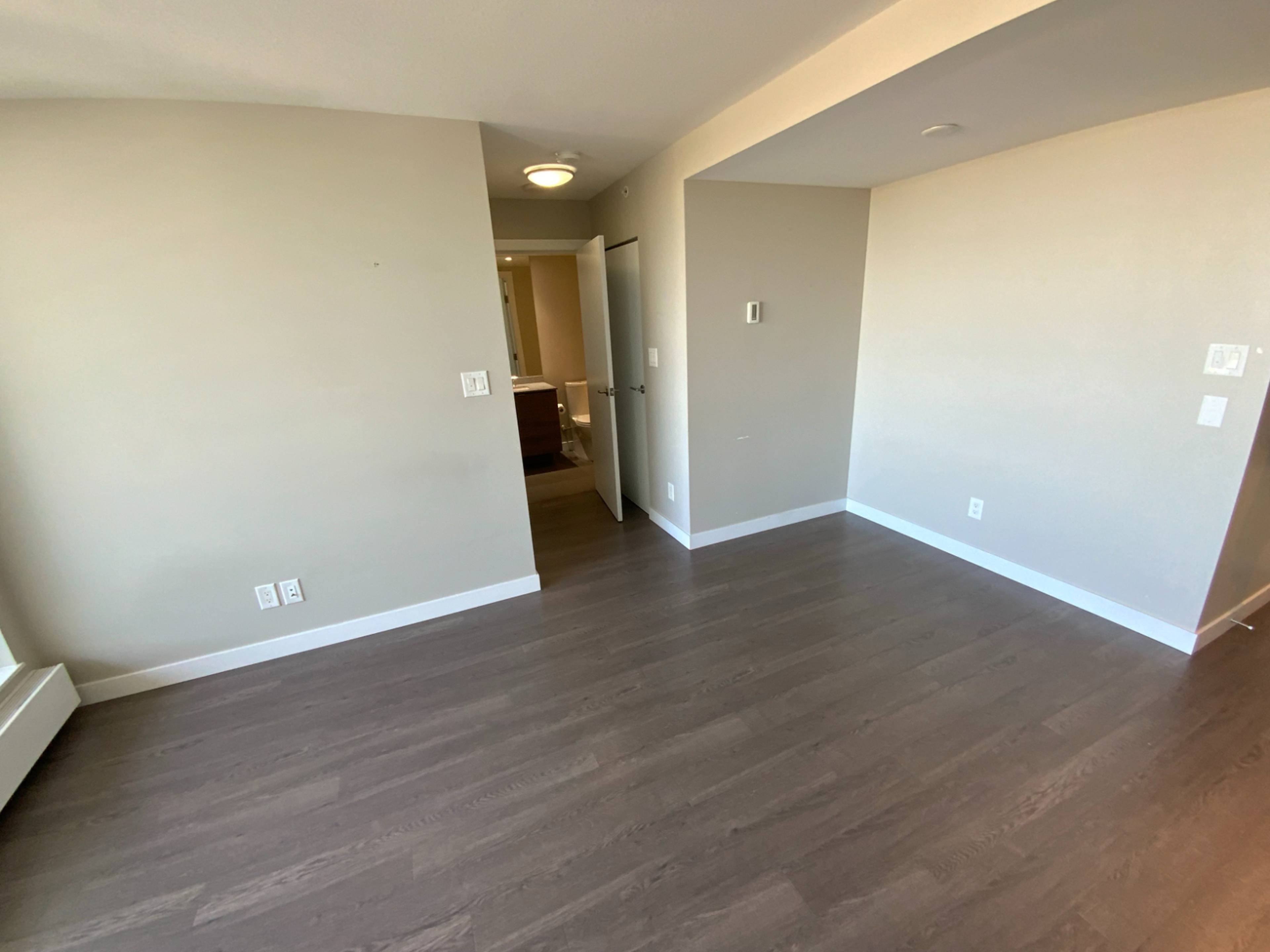 489 Interurban Way 4