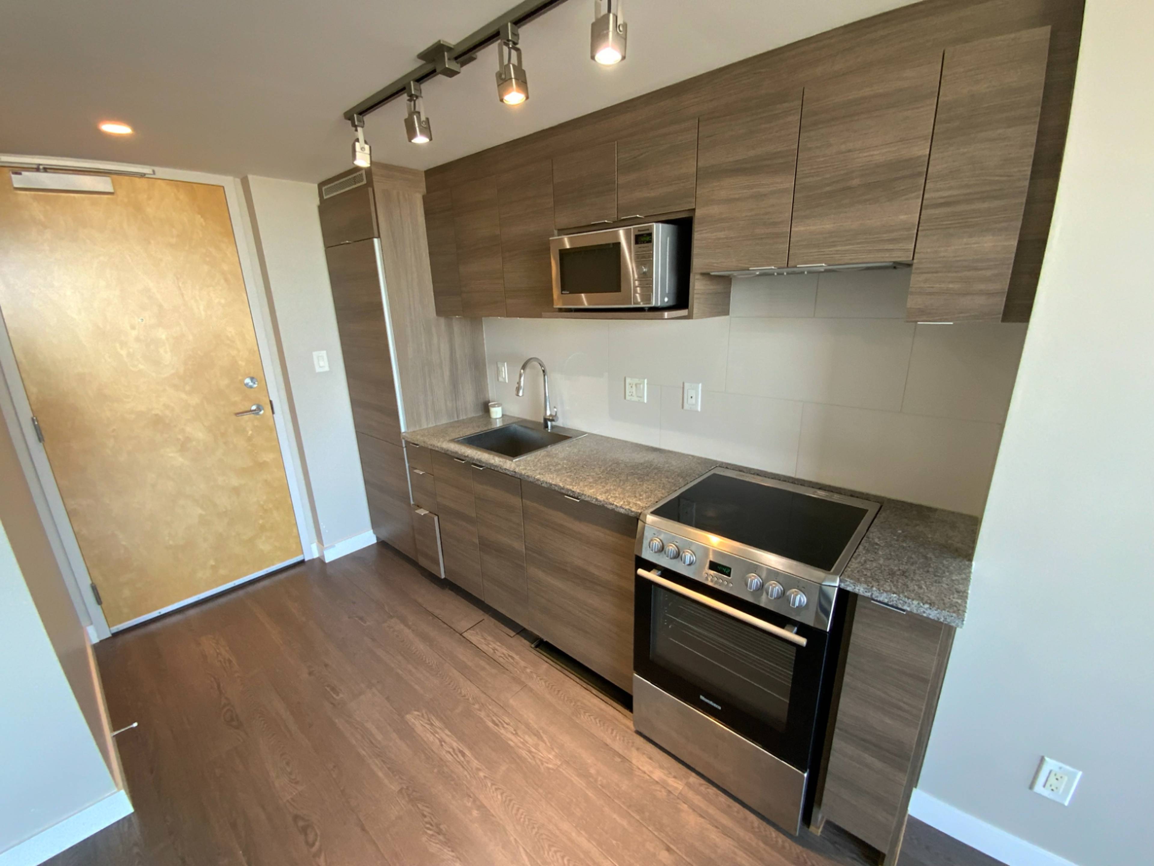 489 Interurban Way 1