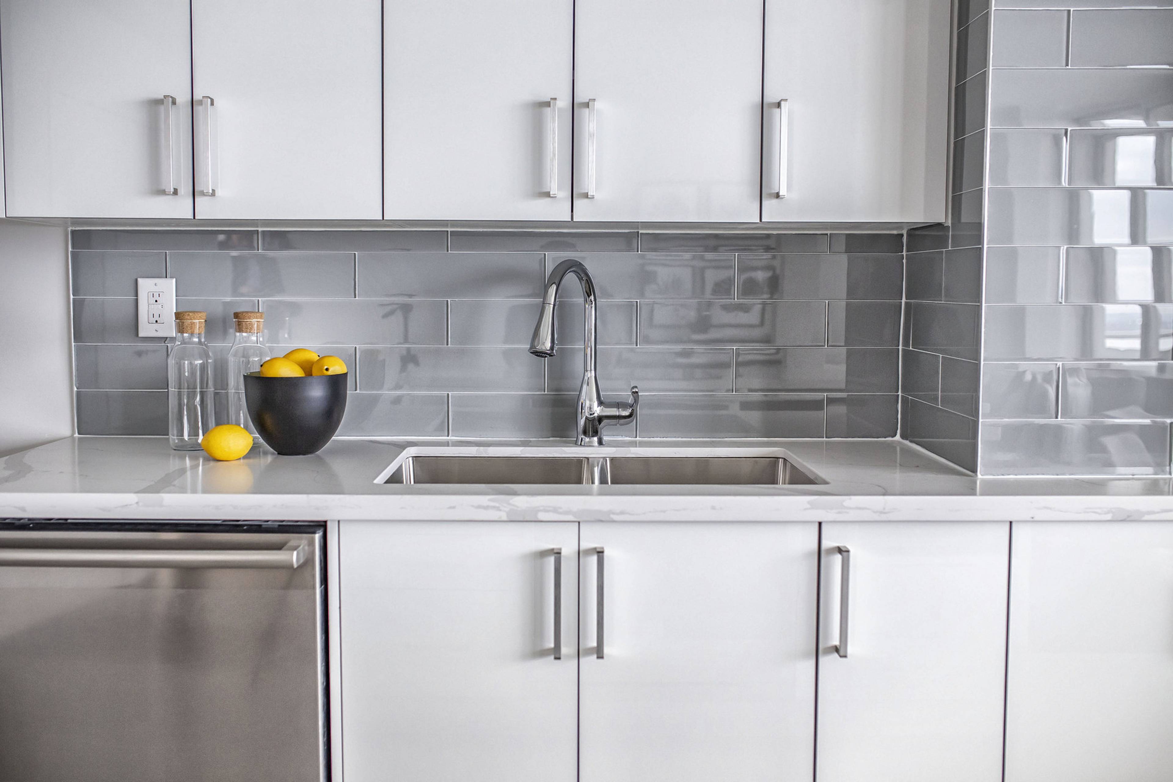 2 室  · 2 卫 for rent $2,795 / 月