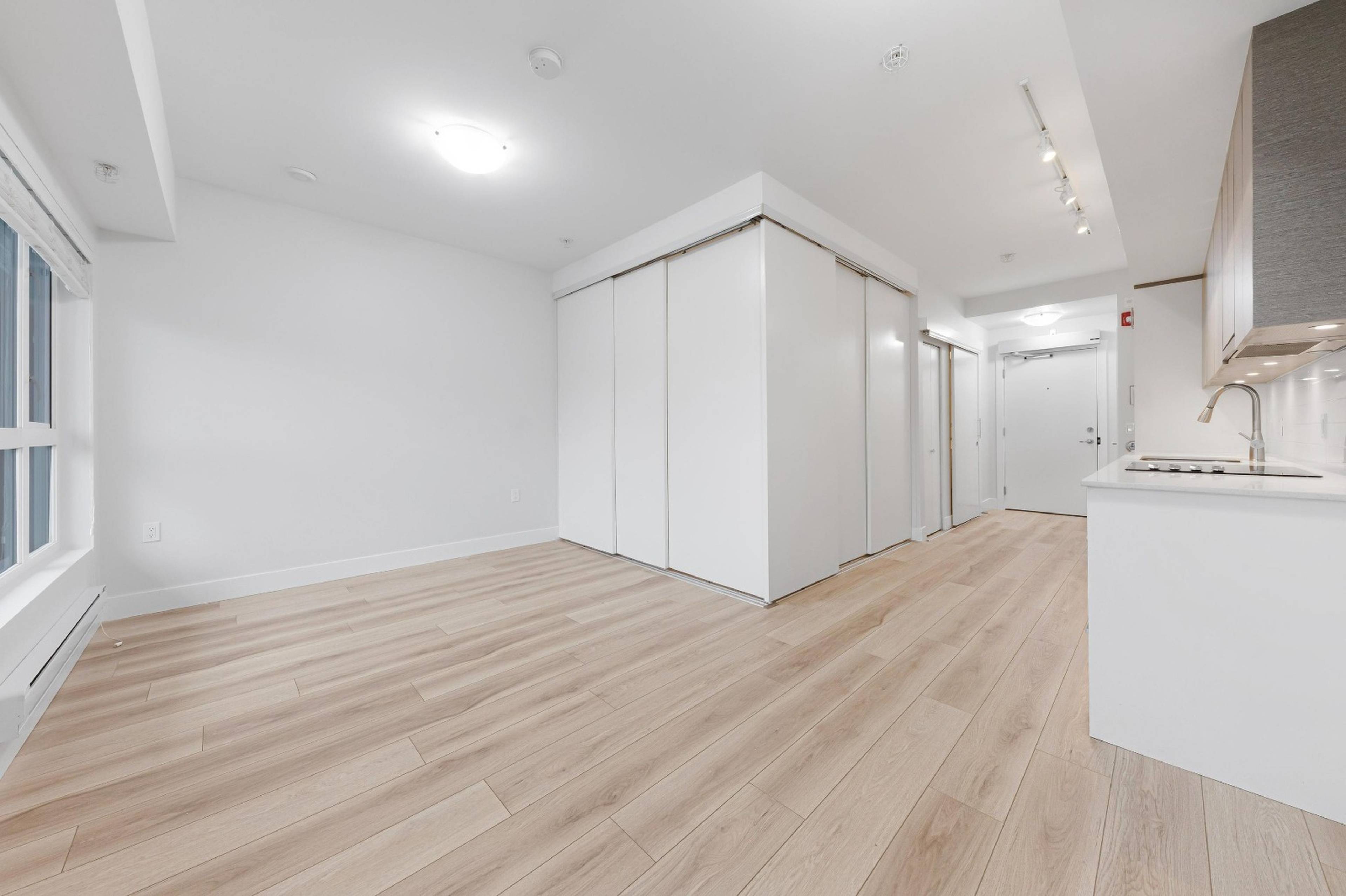 809 4th Ave 3