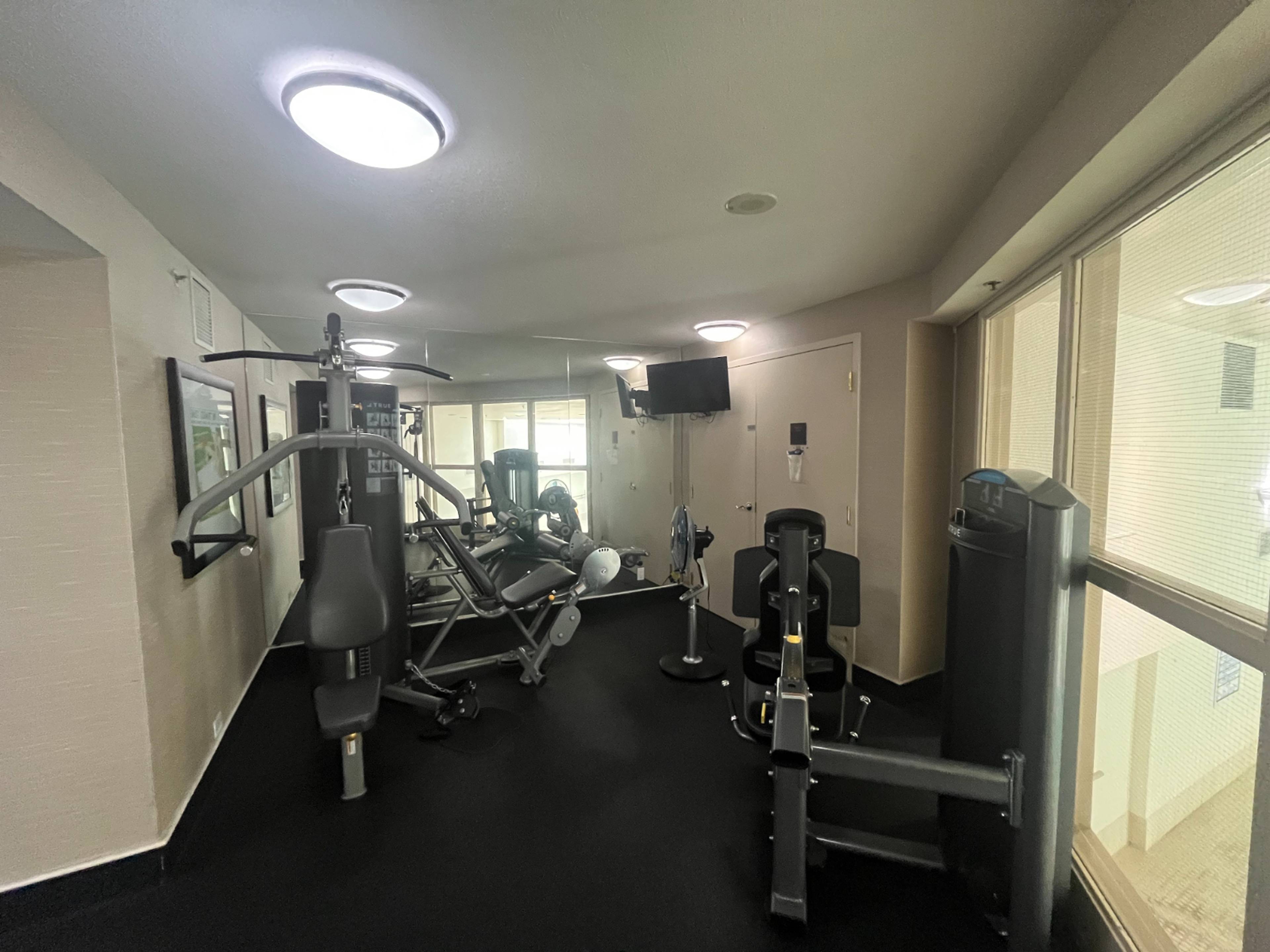 1228 Marinaside Cres 19