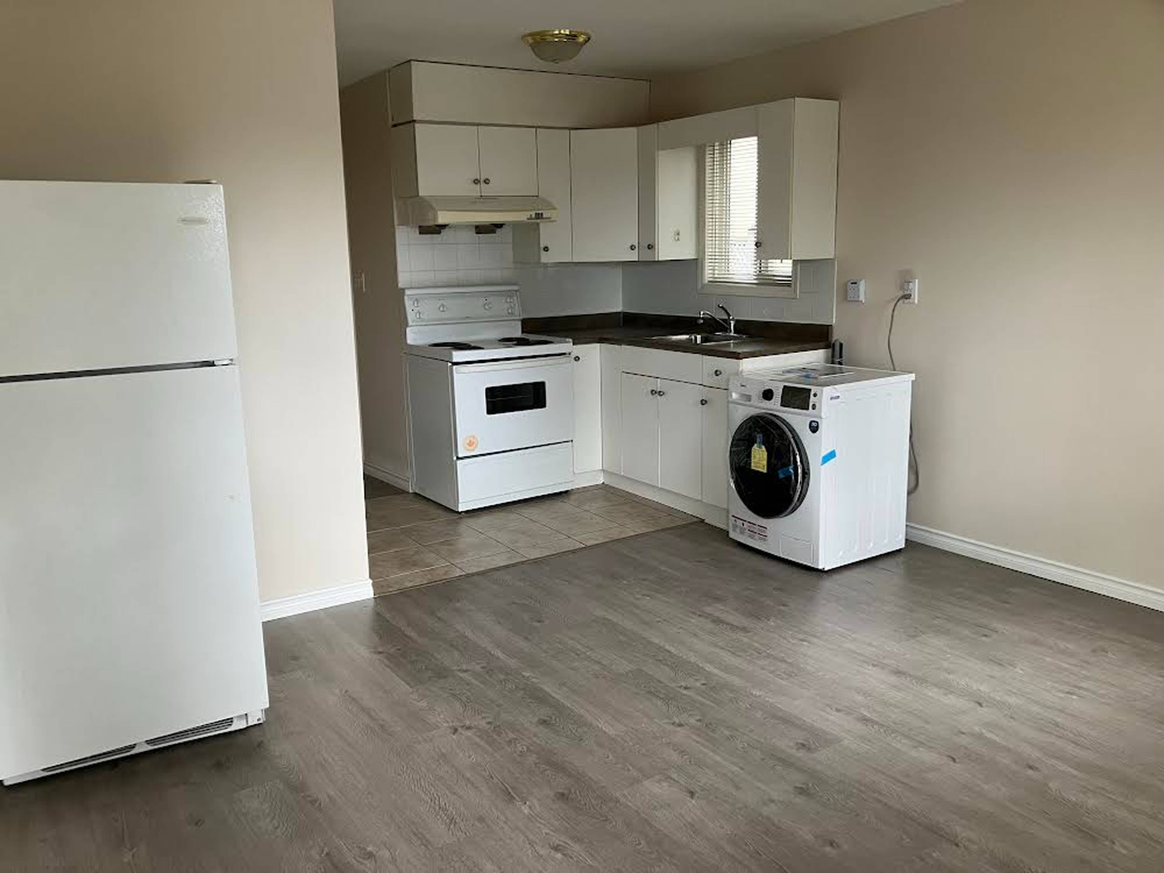 3239 Vimy Cres