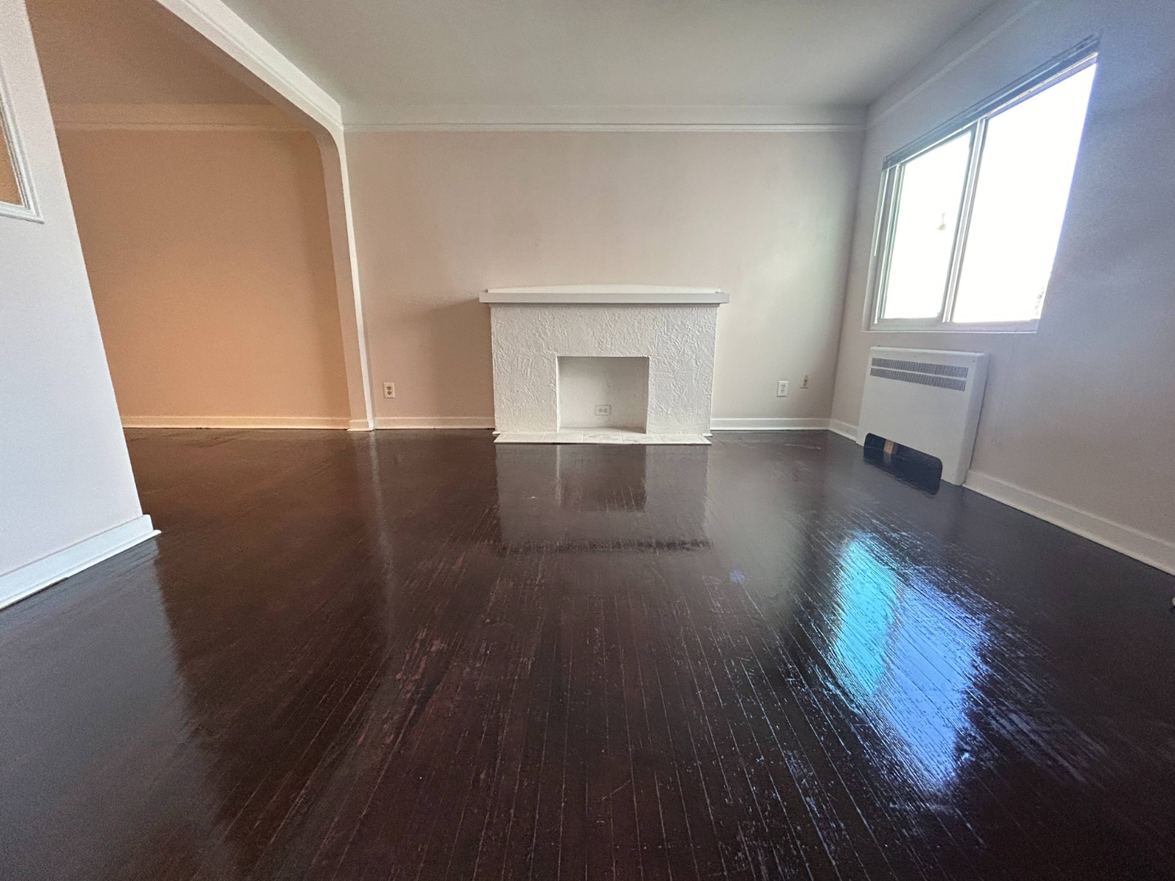 735 Royal Ave