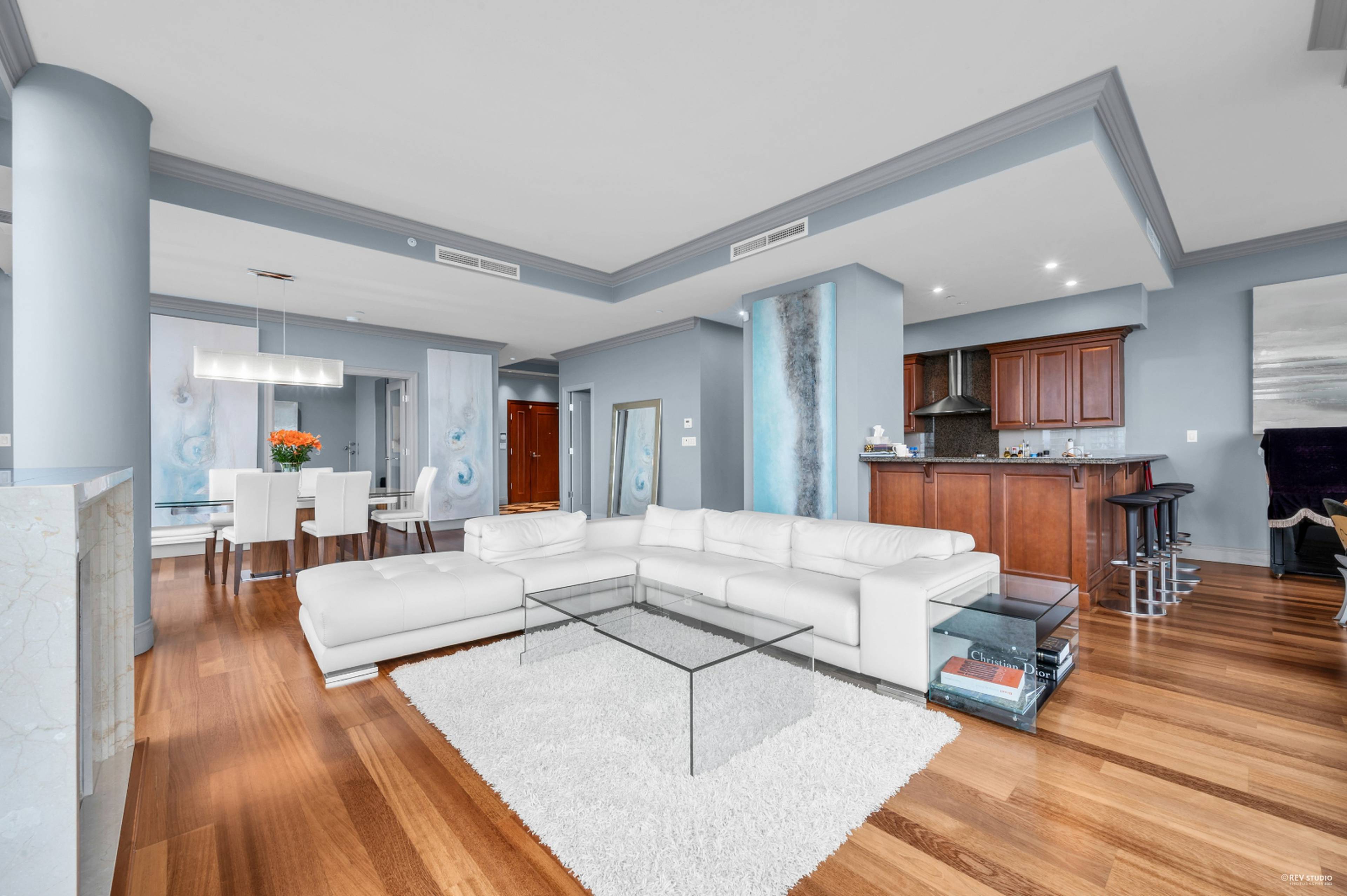 1515 Homer Mews 18