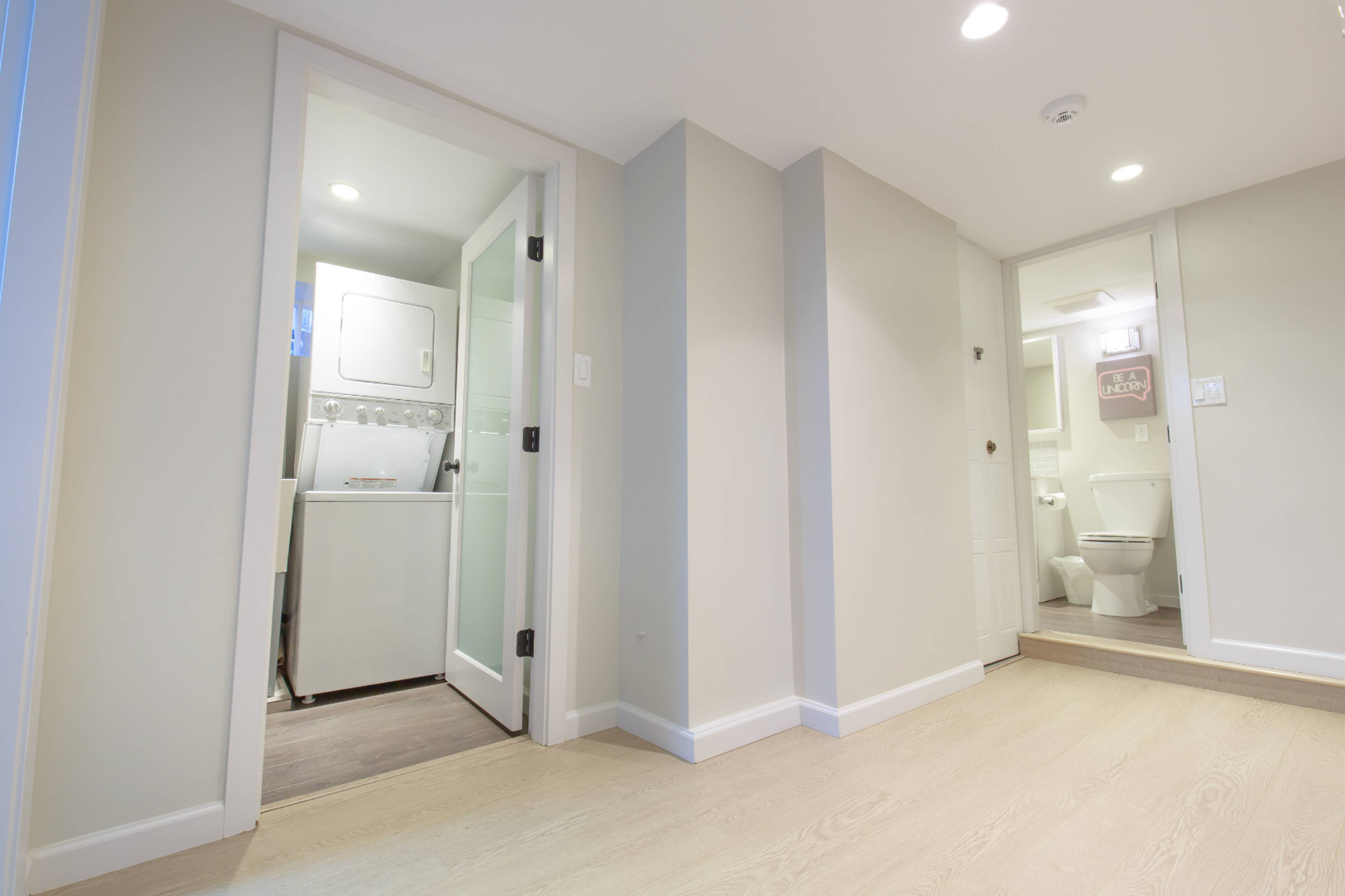 914 Ladner St 5