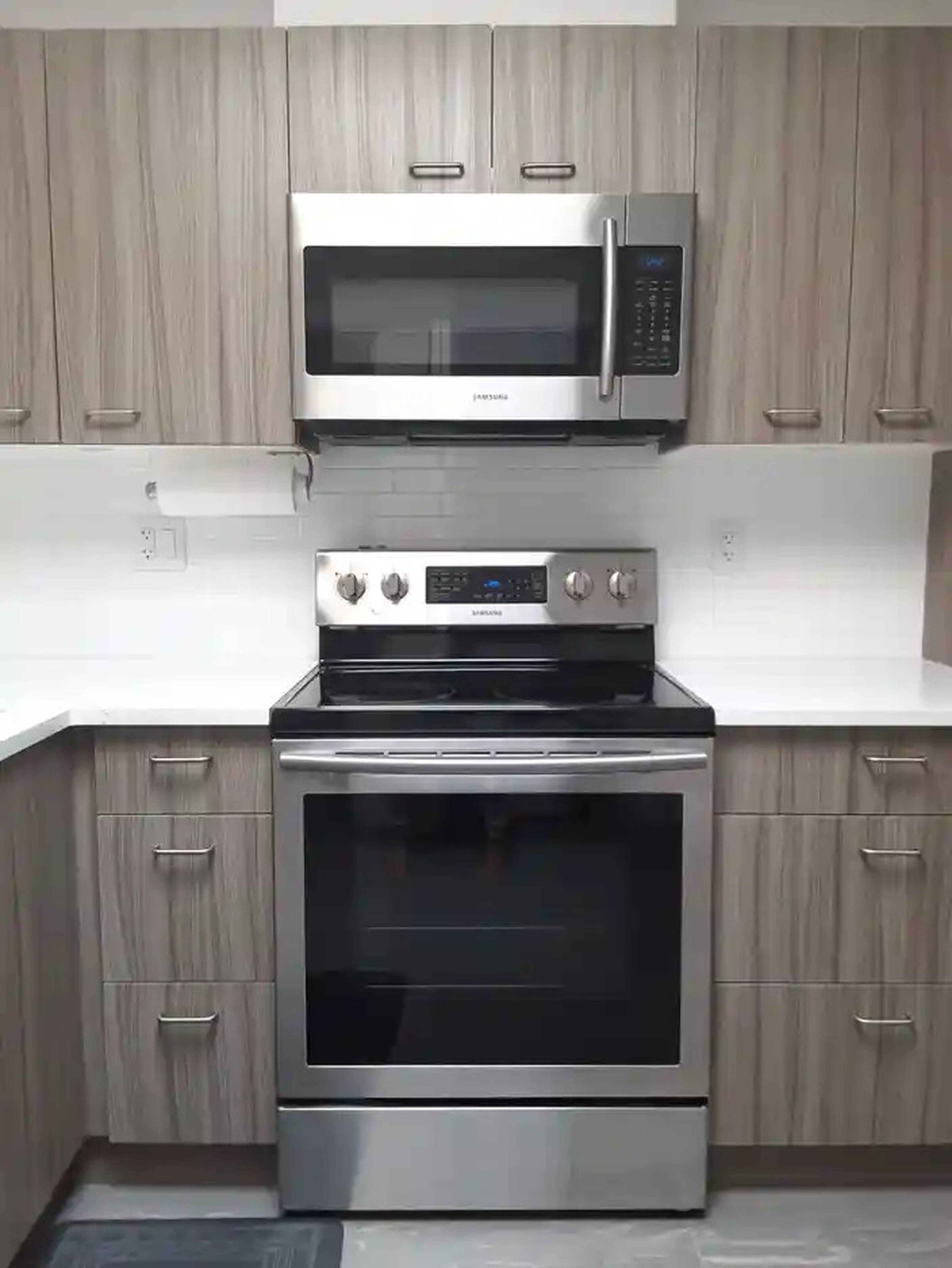 15210 Pacific Ave 14