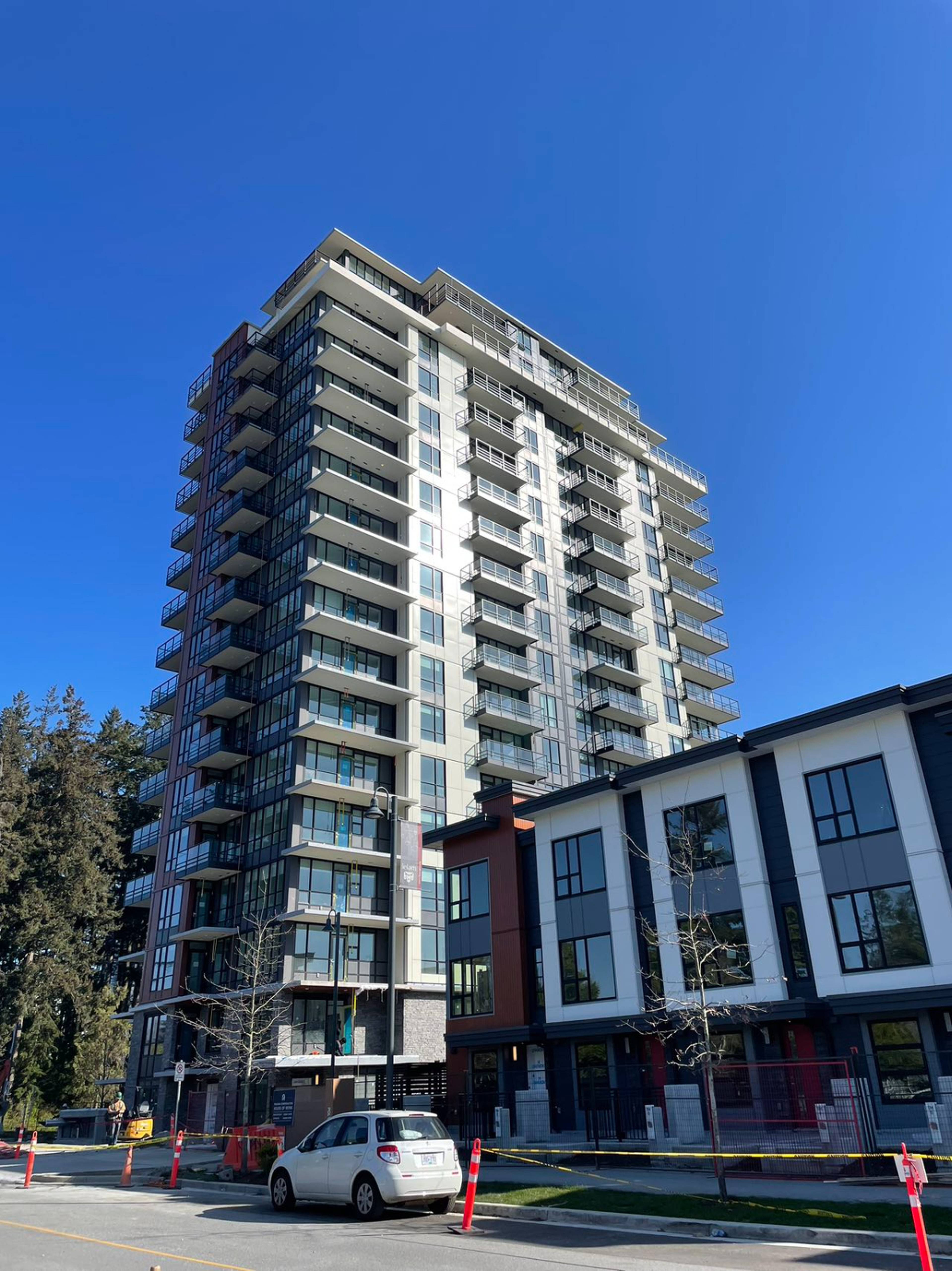 1 ch.  · 1 s. de bains for rent $3,500 / mois