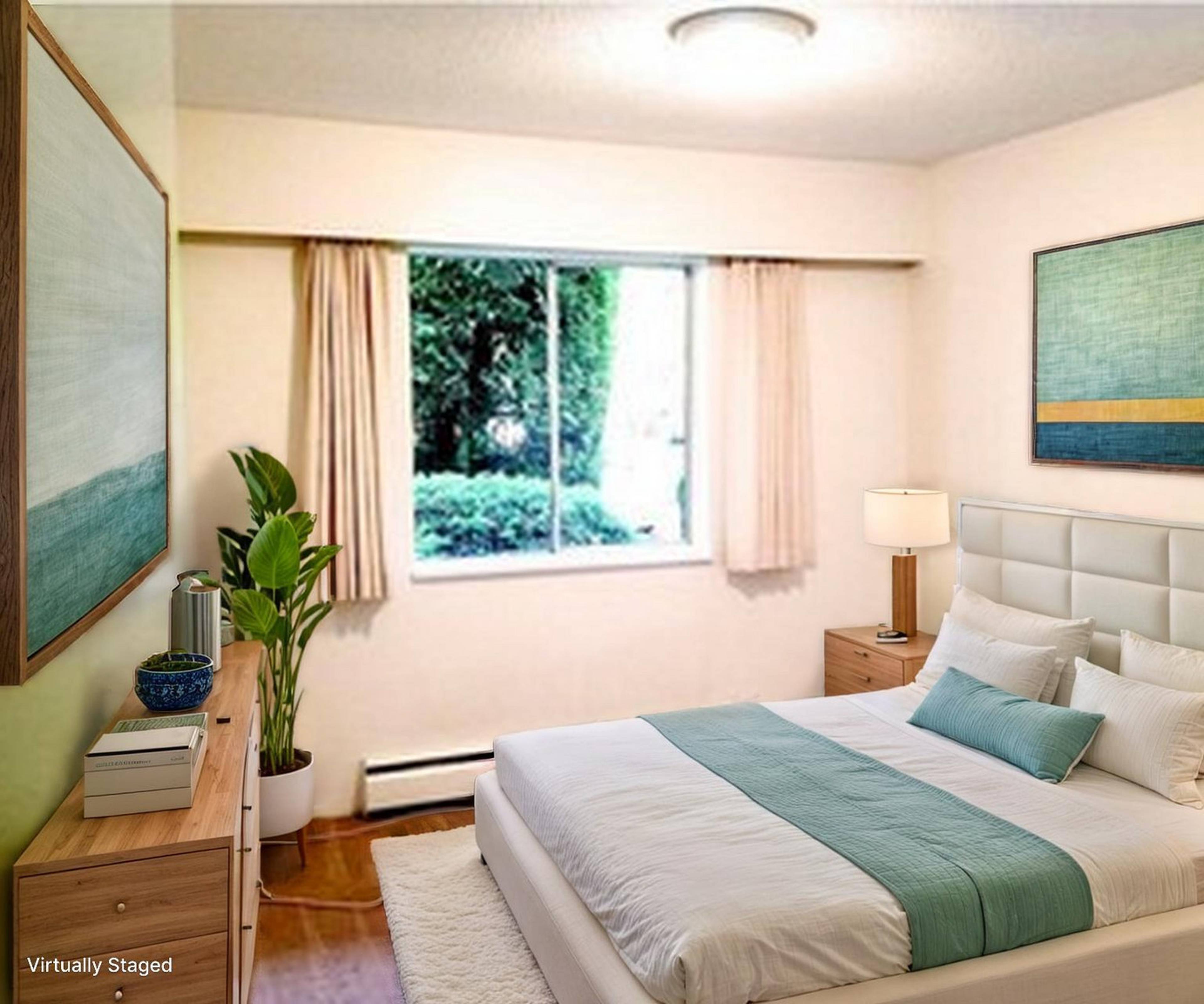 3 ch.  · 1 s. de bains for rent $2,100 / mois