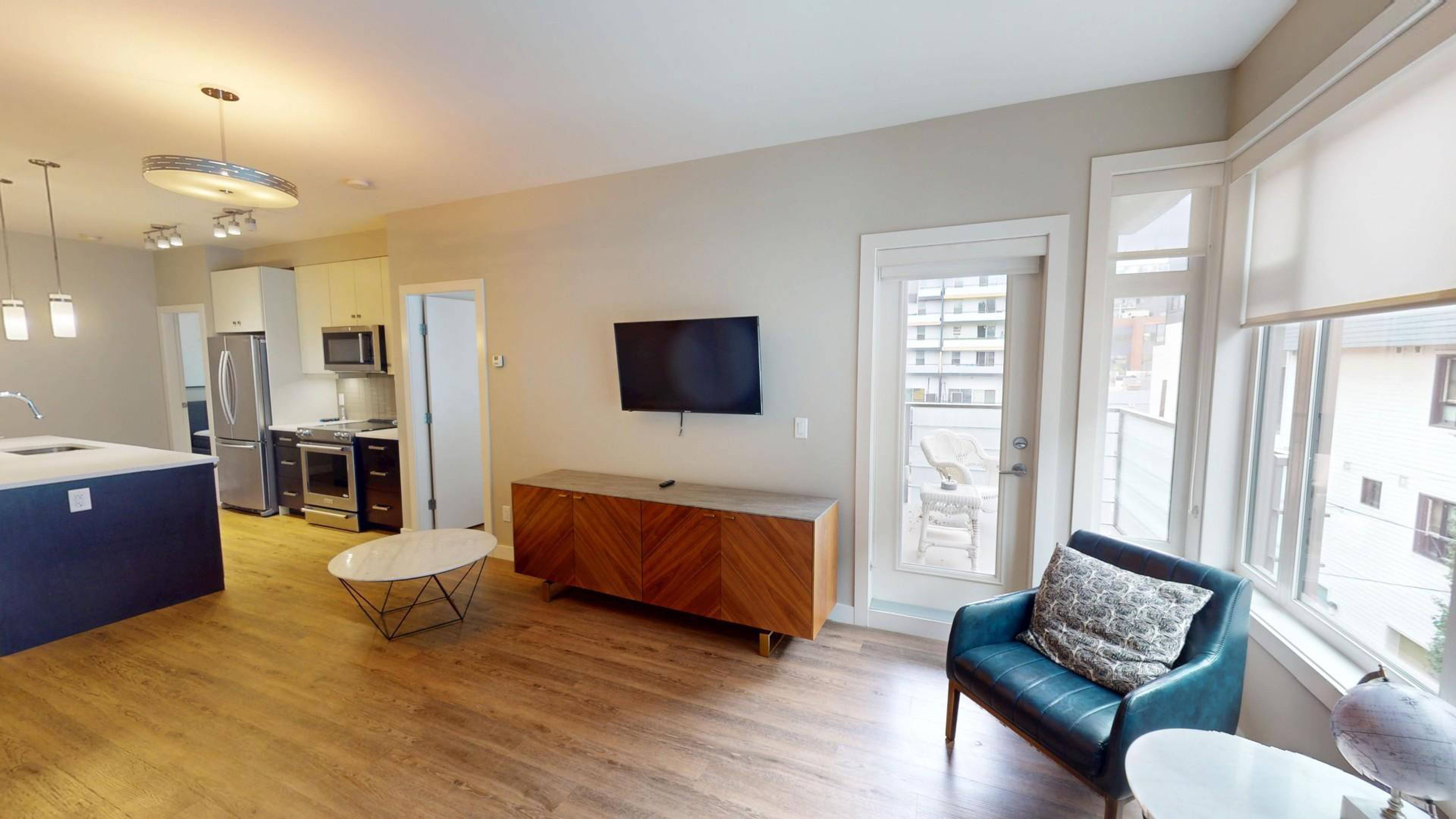 2 室  · 2 卫 for rent $2,000 / 月