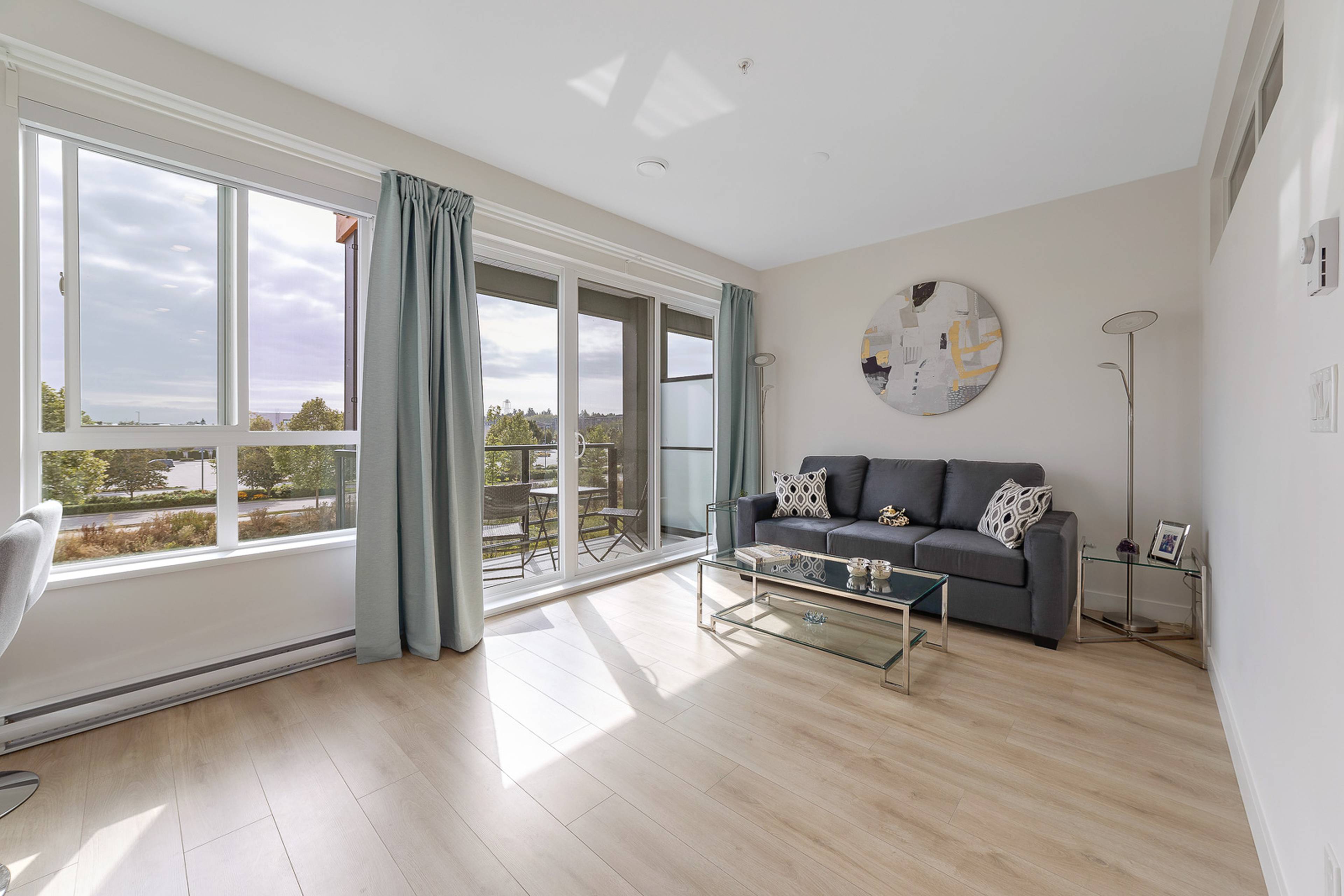 1 ch.  · 1 s. de bains for rent $2,680 / mois