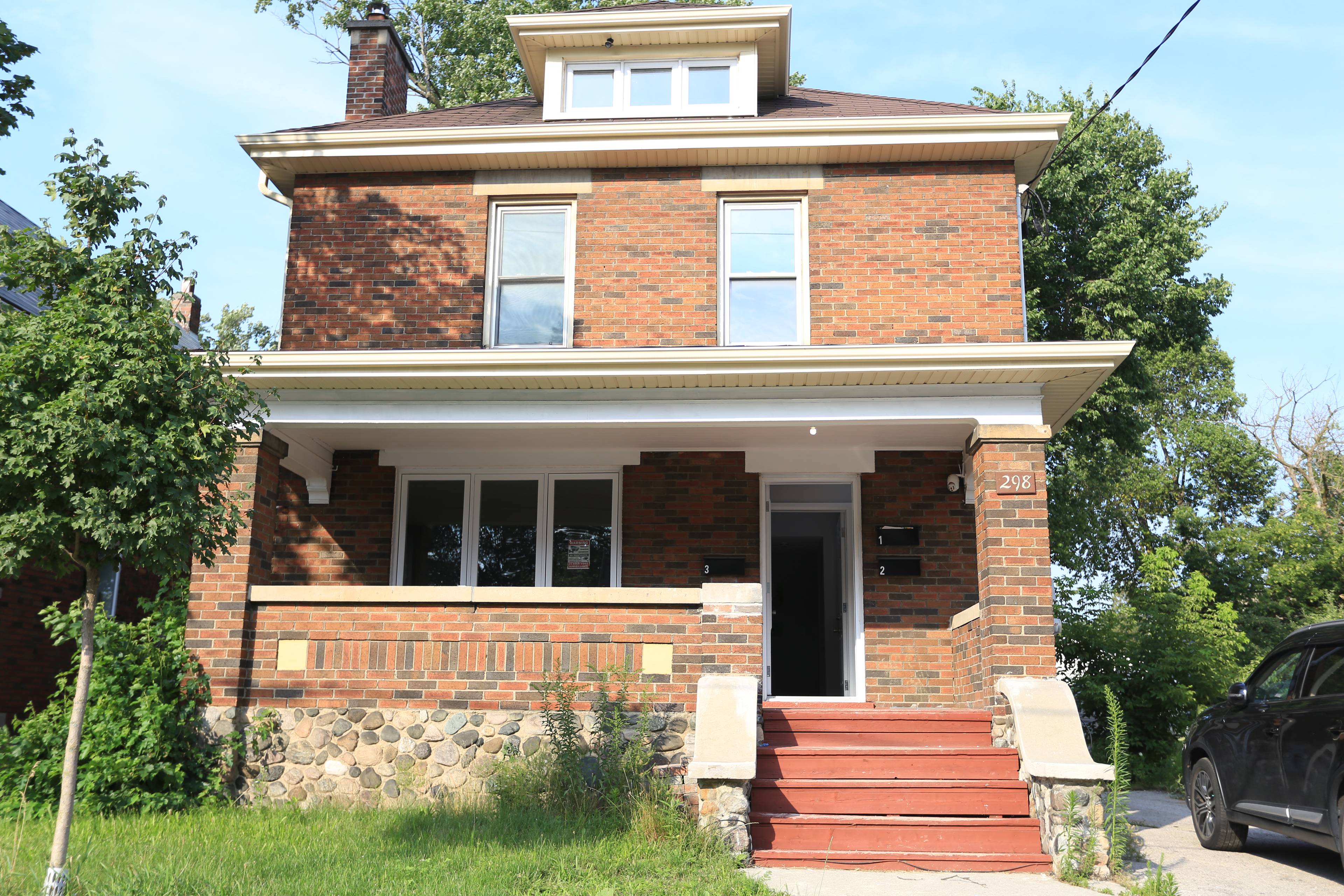 2 Bed  · 1 Bath for rent $1,725 / month