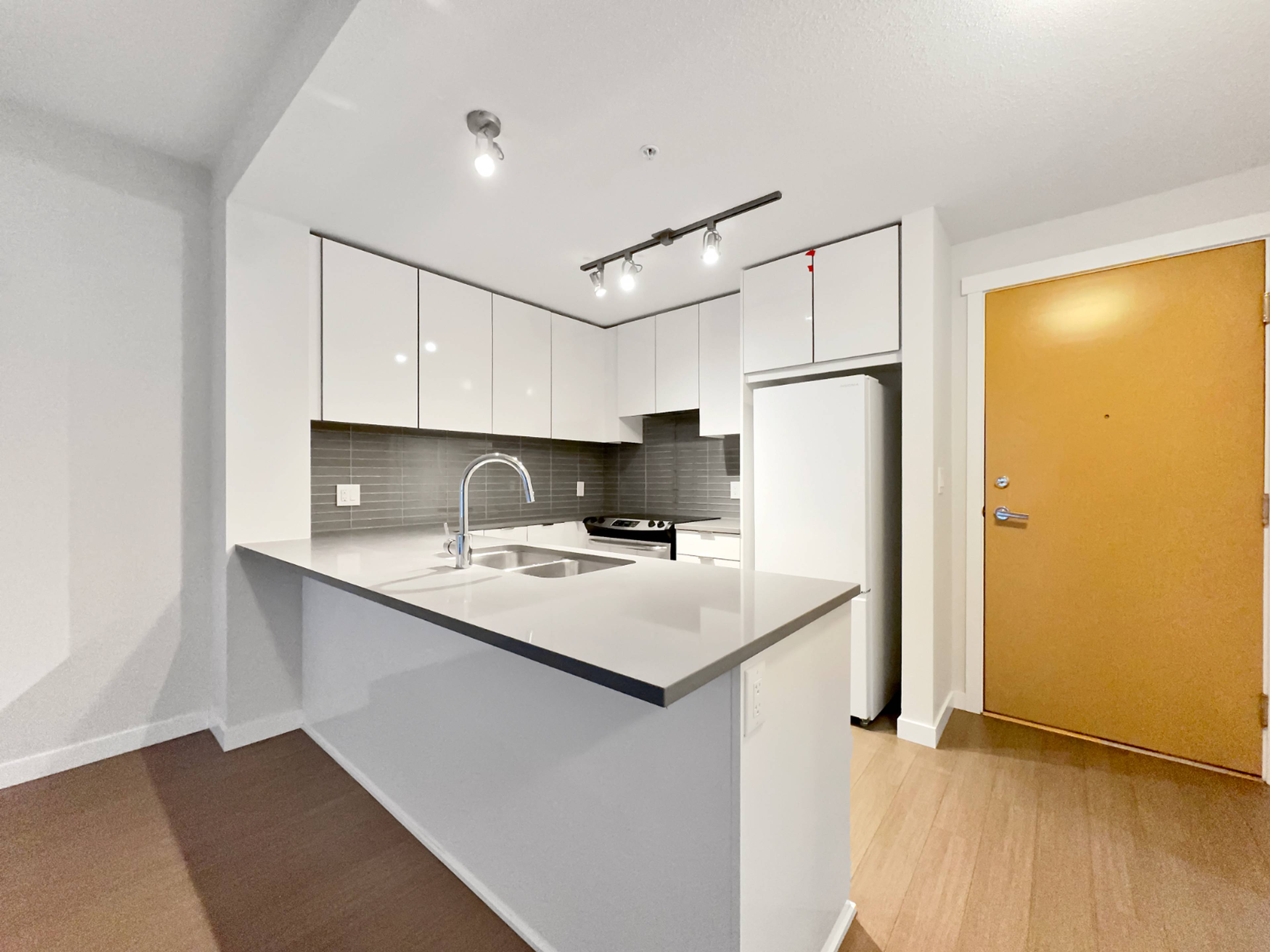 2 Bed  · 2 Bath for rent $2,400 / month