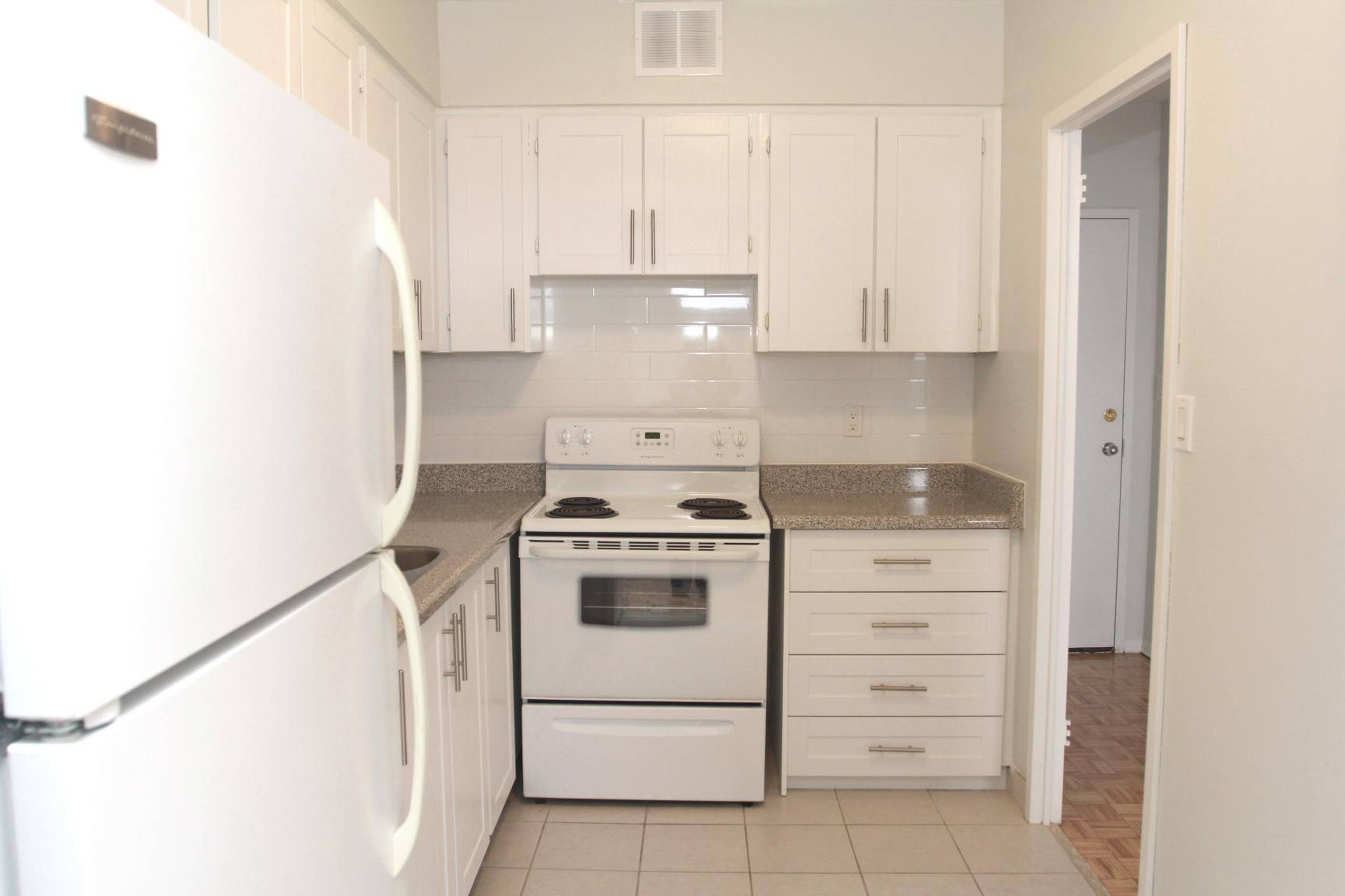 1 ch.  · 1 s. de bains for rent $2,045 / mois