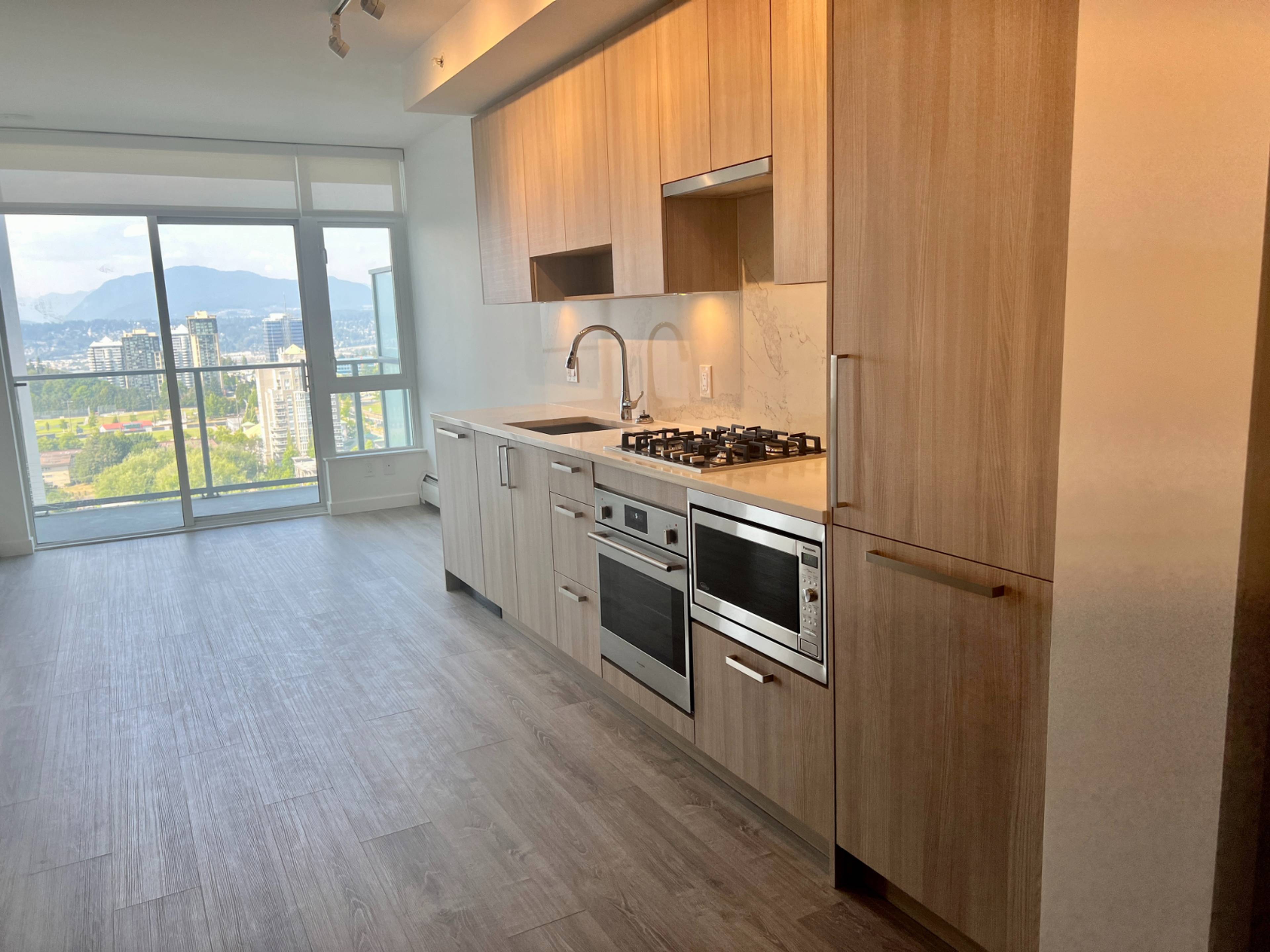 2 ch.  · 1 s. de bains for rent $1,850 / mois