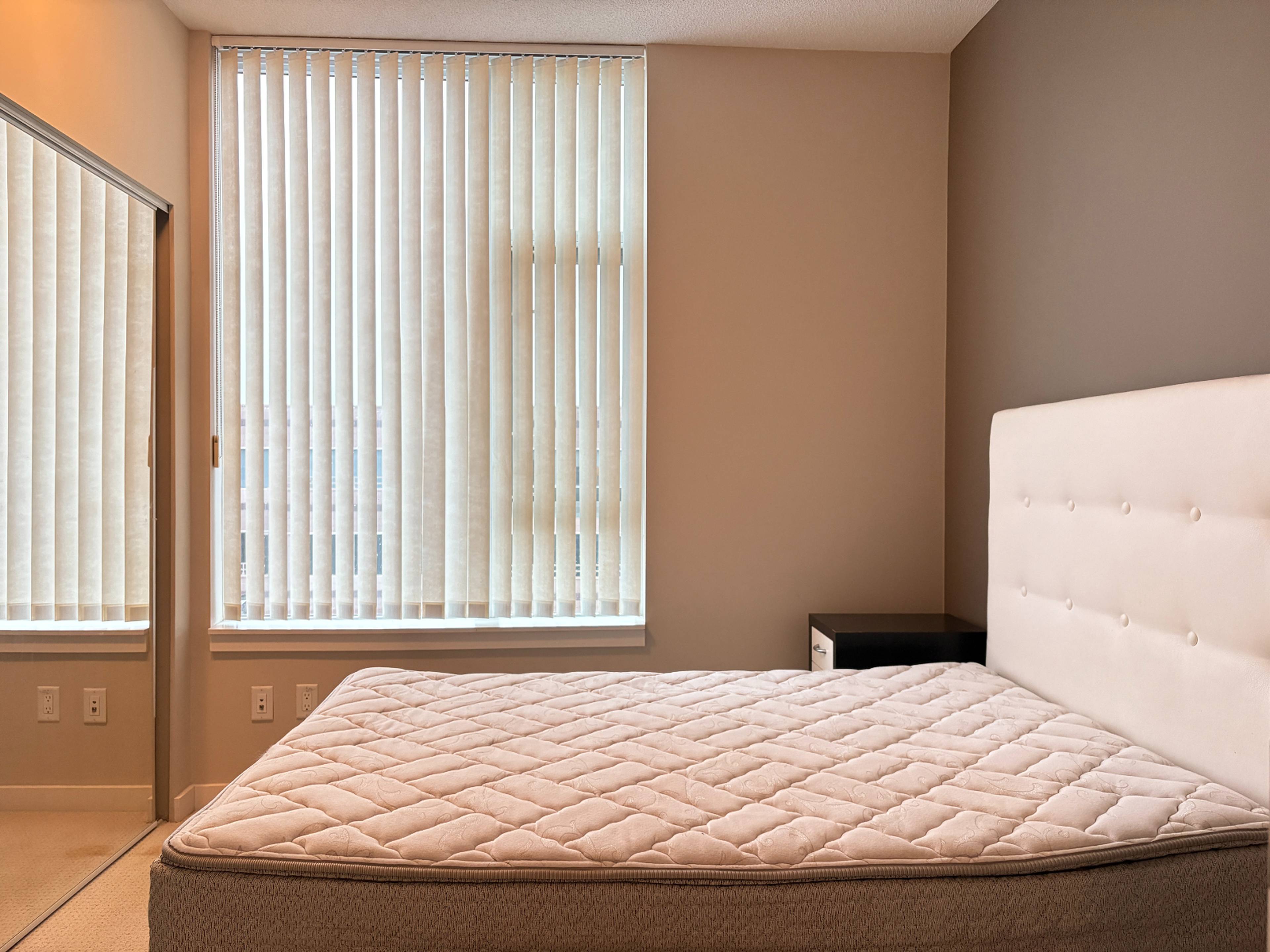 Chambre for rent $1,800 / mois