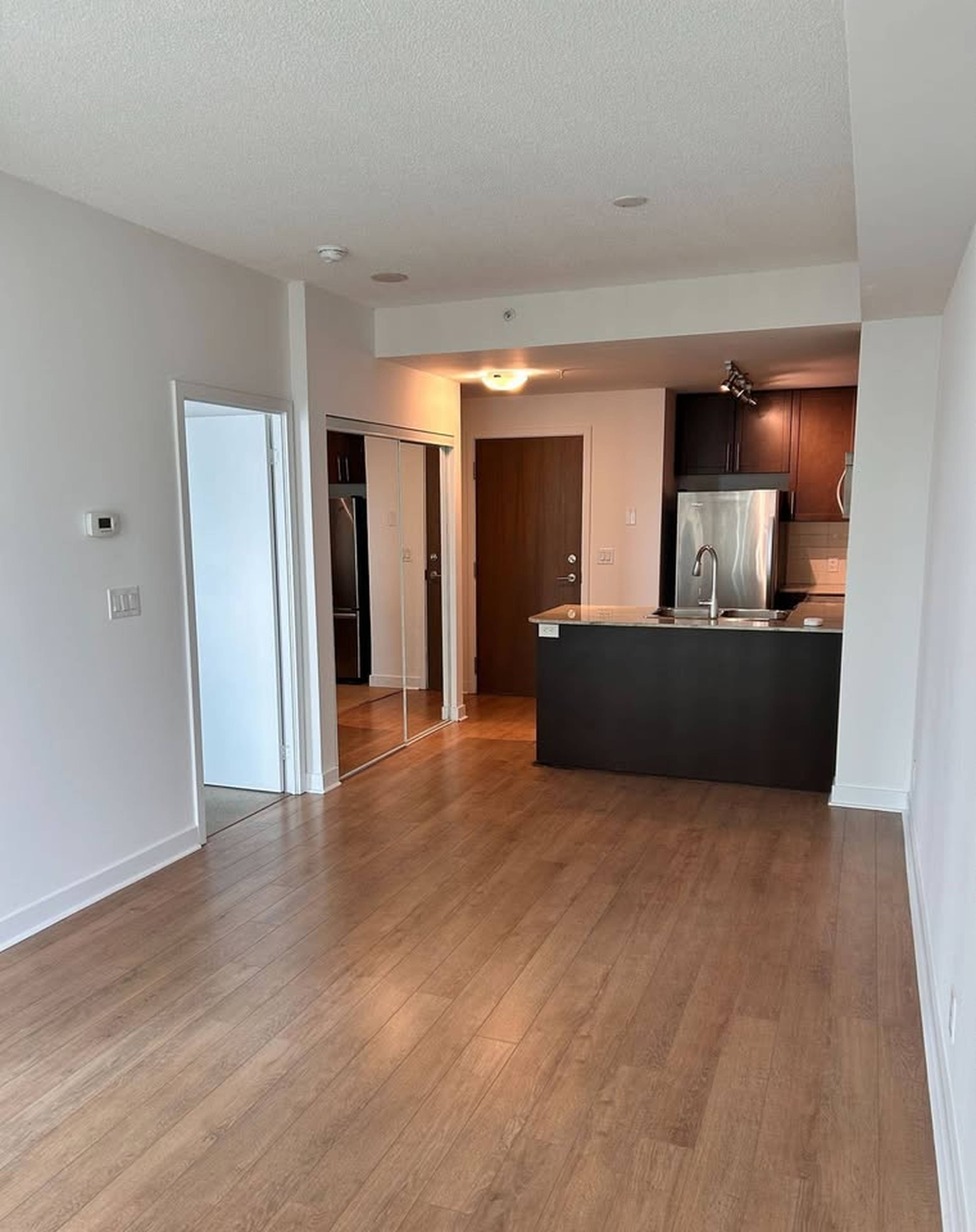 1 ch.  · 1 s. de bains for rent $2,250 / mois