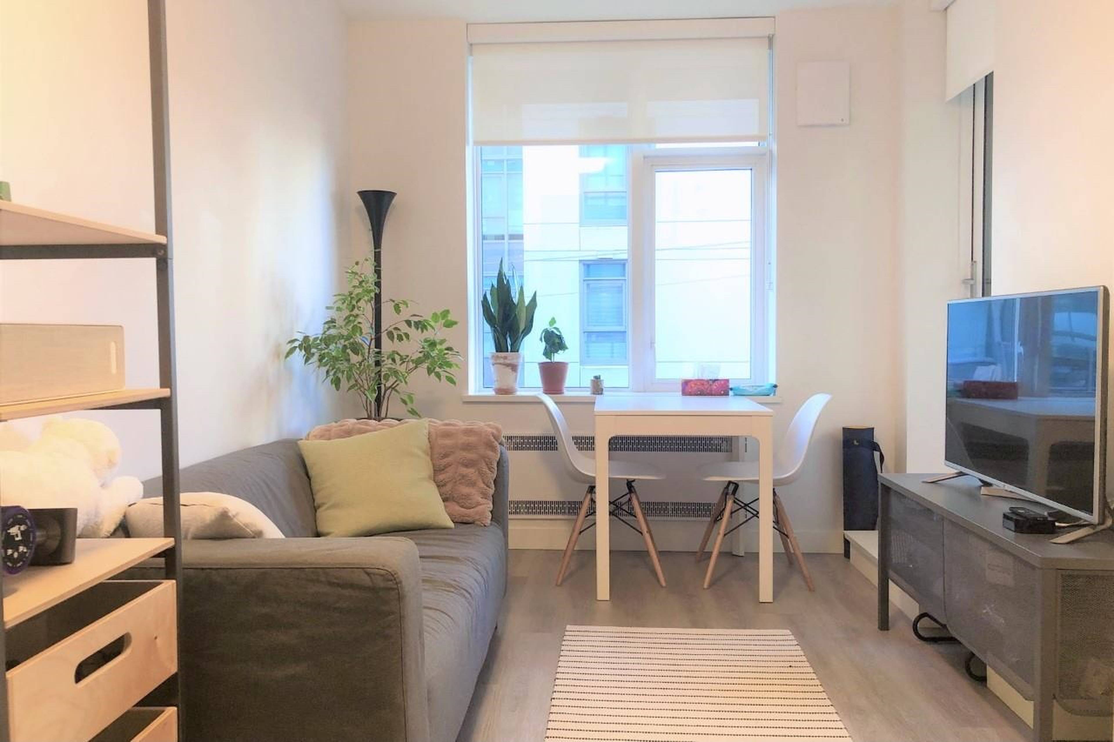 1 室  · 1 卫 for rent $2,600 / 月