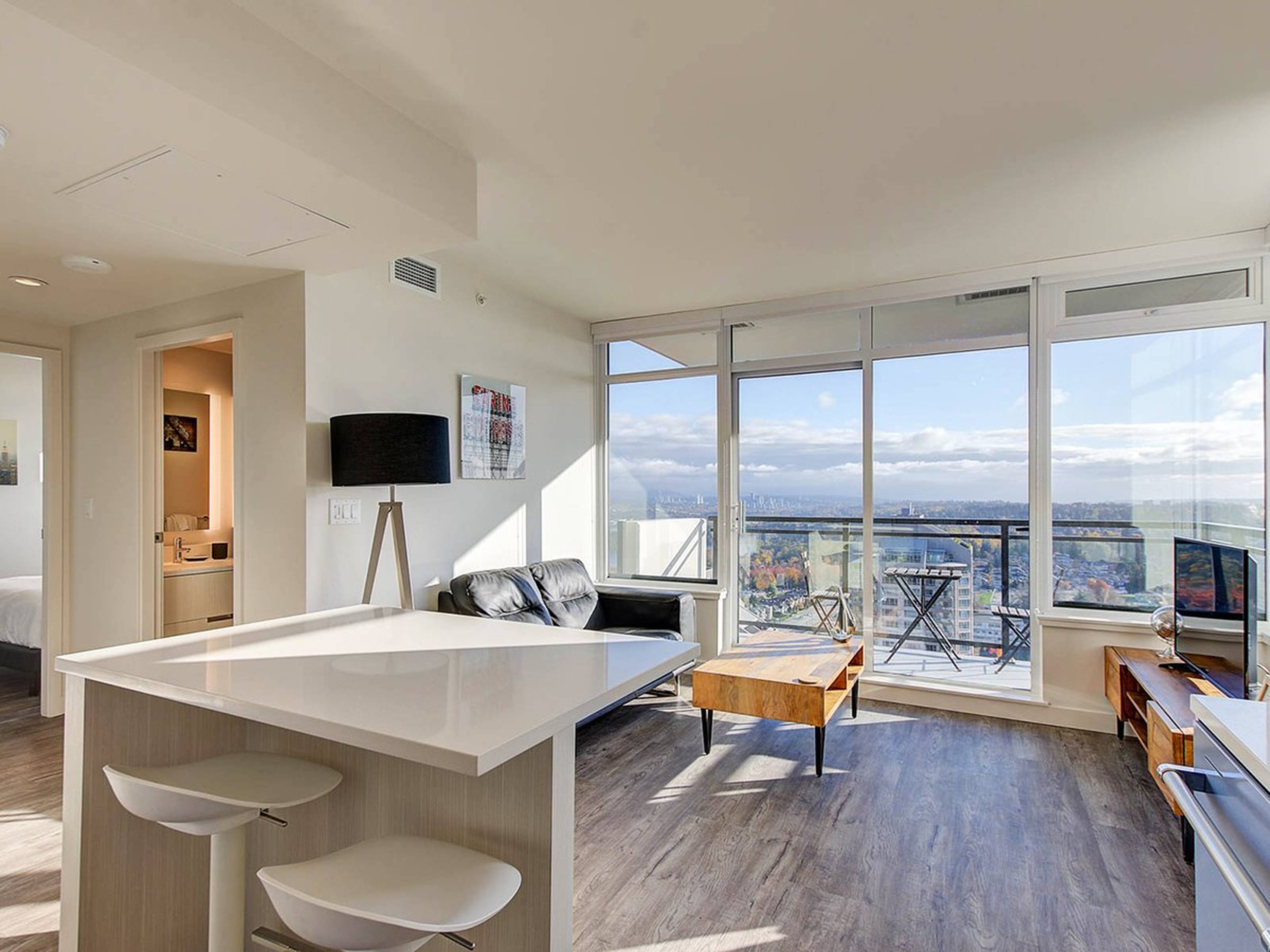 1 ch.  · 1 s. de bains for rent $115+ / jour