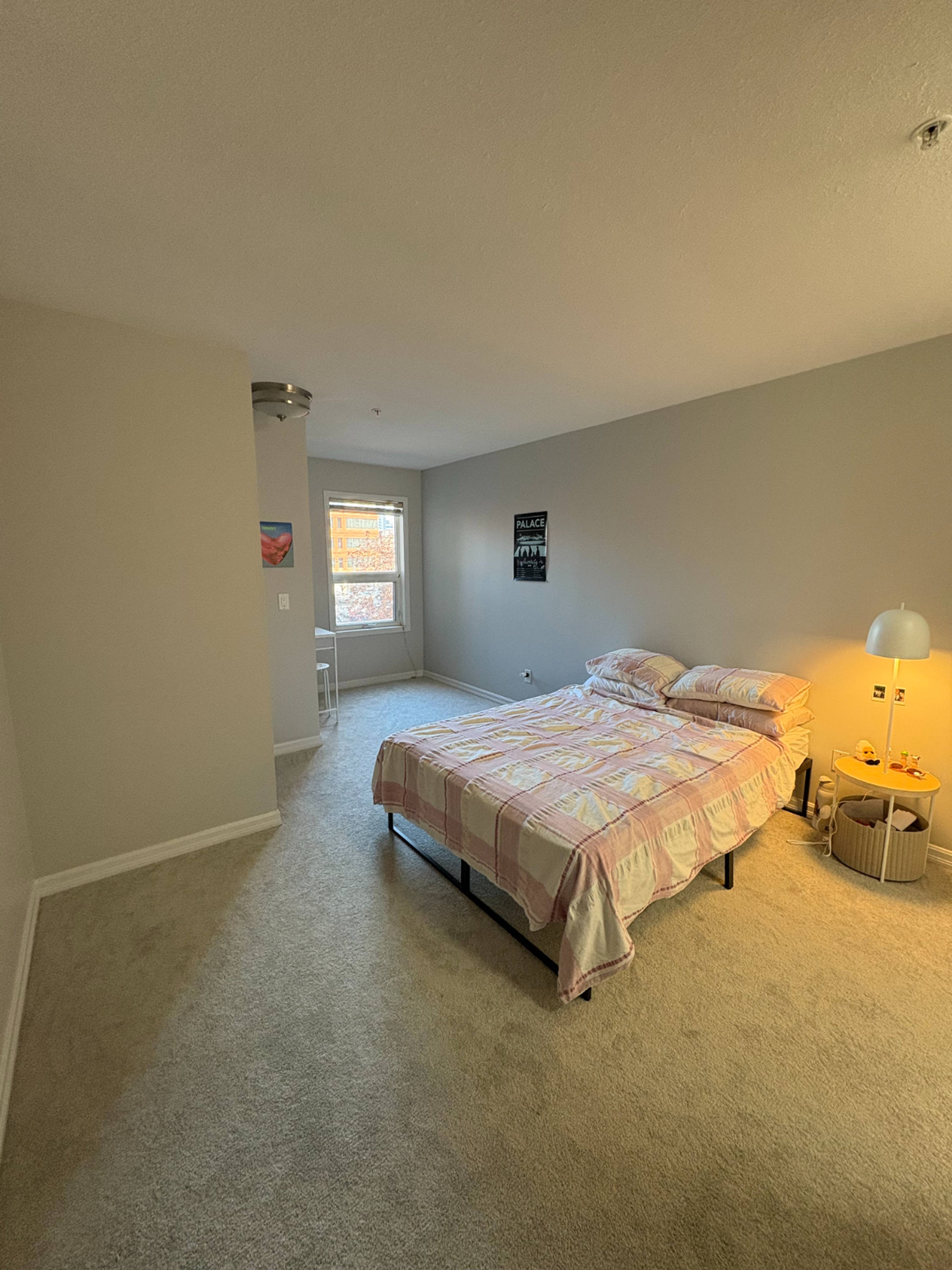 2 ch.  · 2 s. de bains for rent $1,870 / mois