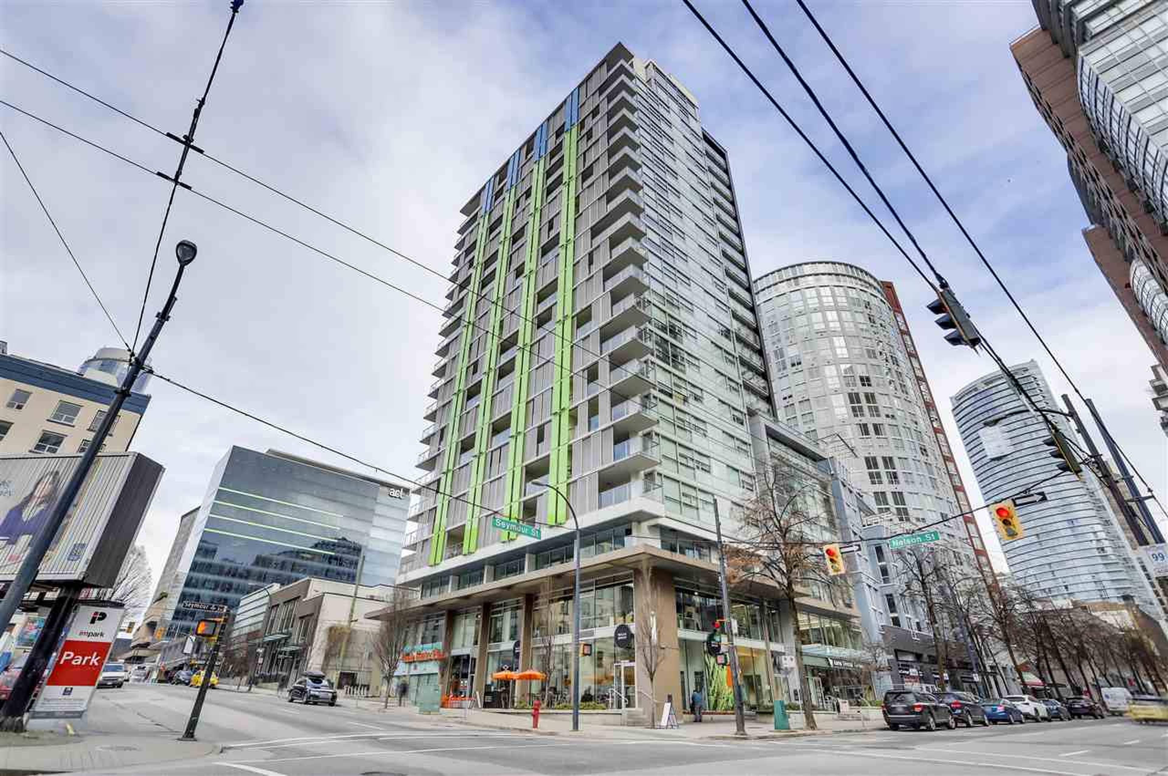 2 室  · 2 卫 for rent $3,600 / 月