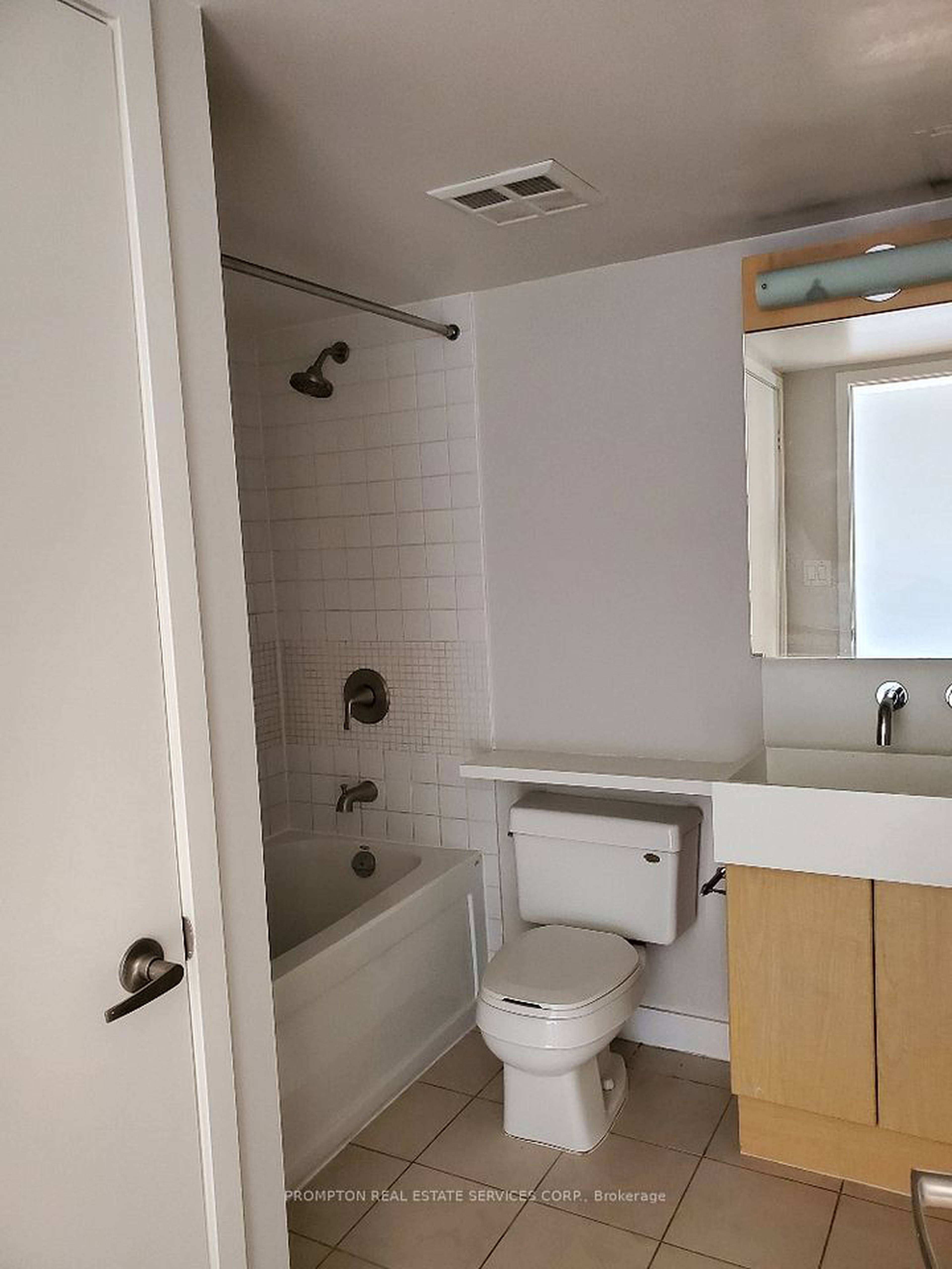 2 室  · 1 卫 for rent $2,650 / 月