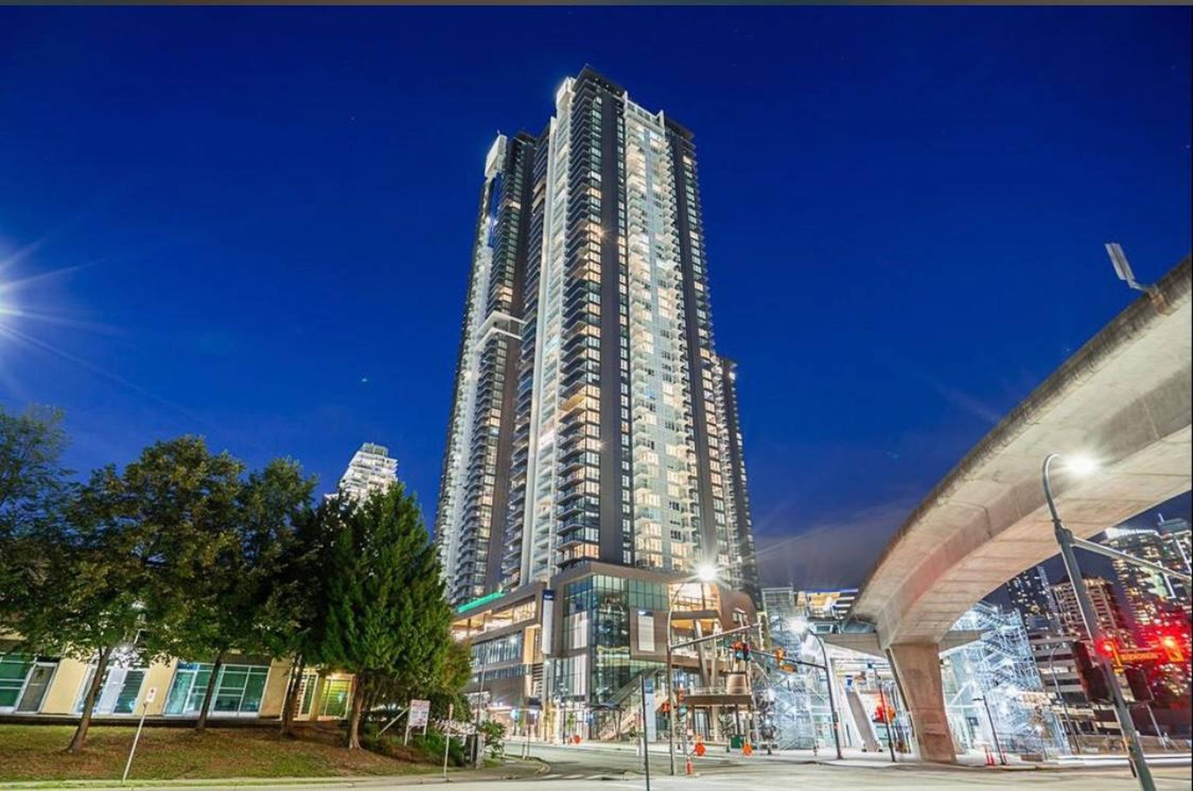 2 室  · 1 卫 for rent $2,900 / 月