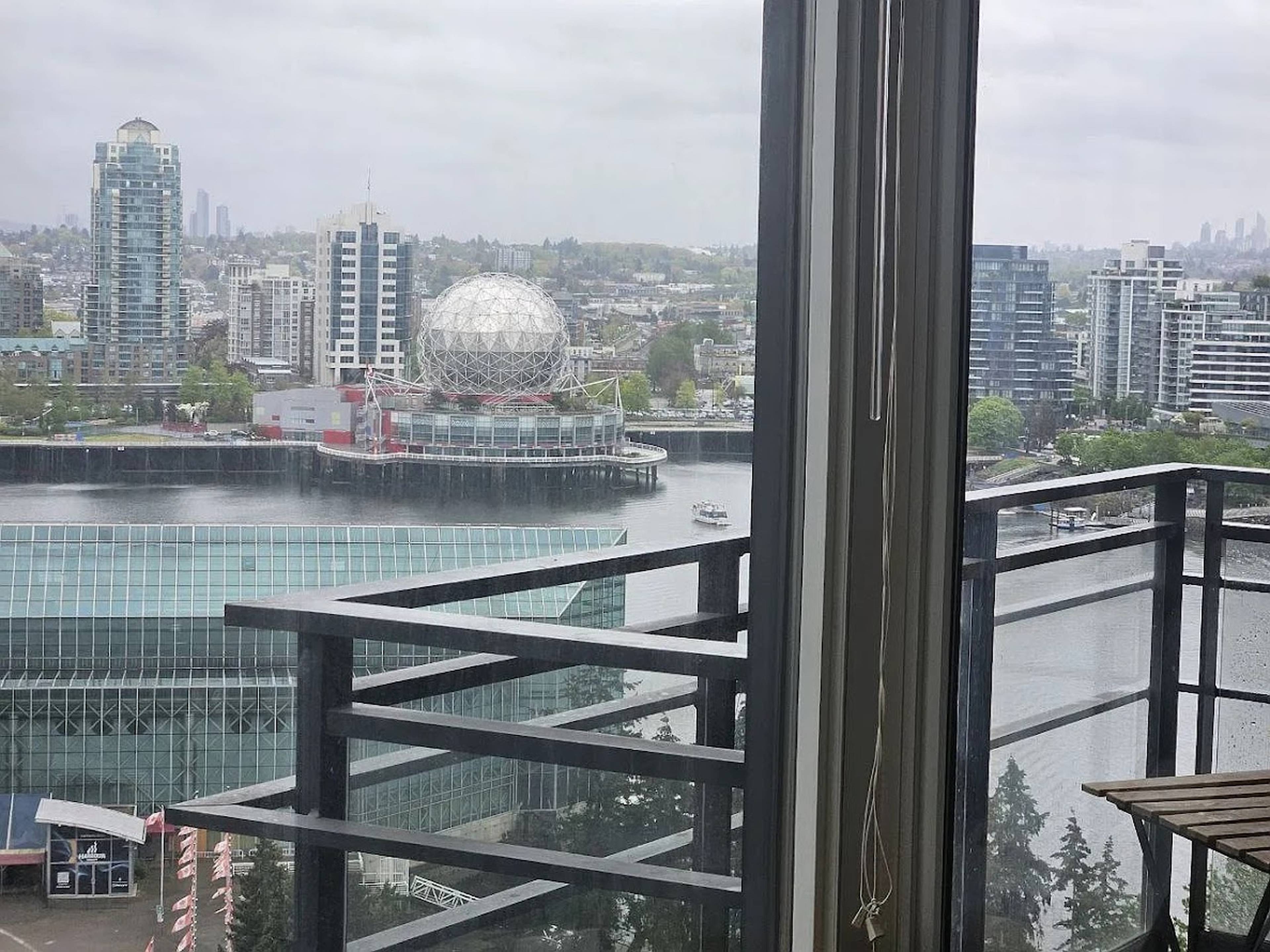 2 室  · 1 卫 for rent $3,750 / 月