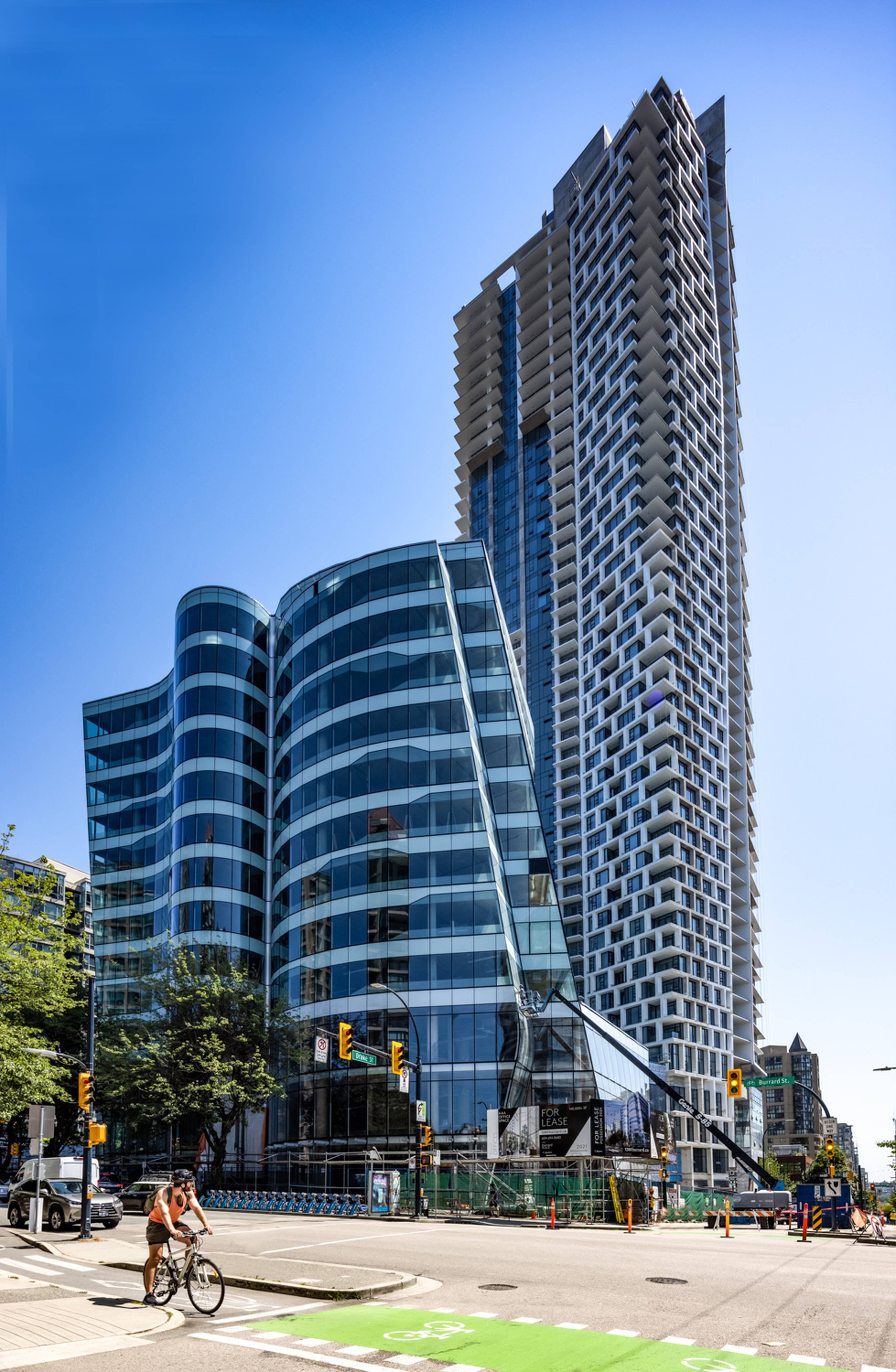 2 Bed  · 2 Bath for rent $4,100 / month