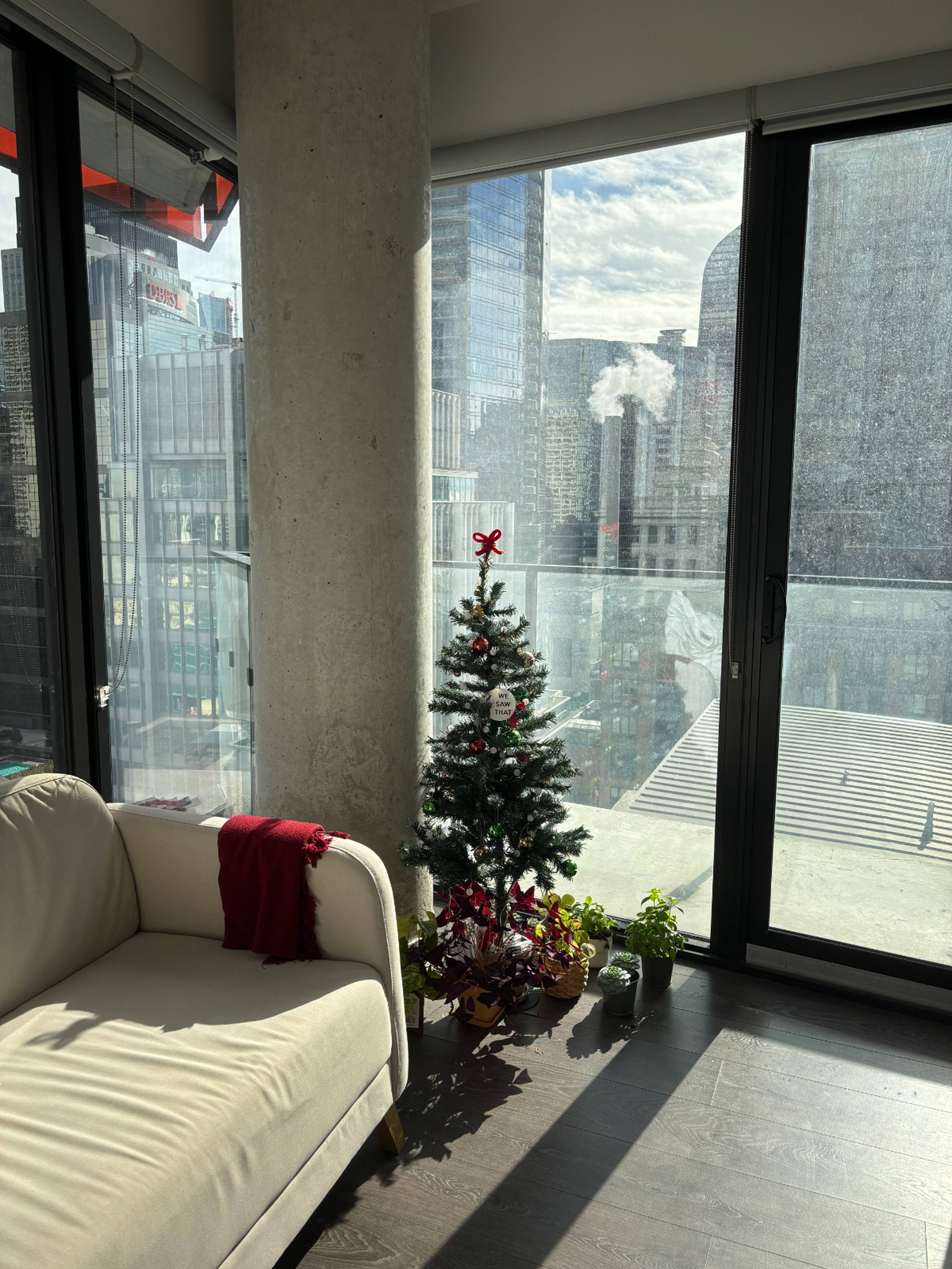 Room for rent $1,400 / month