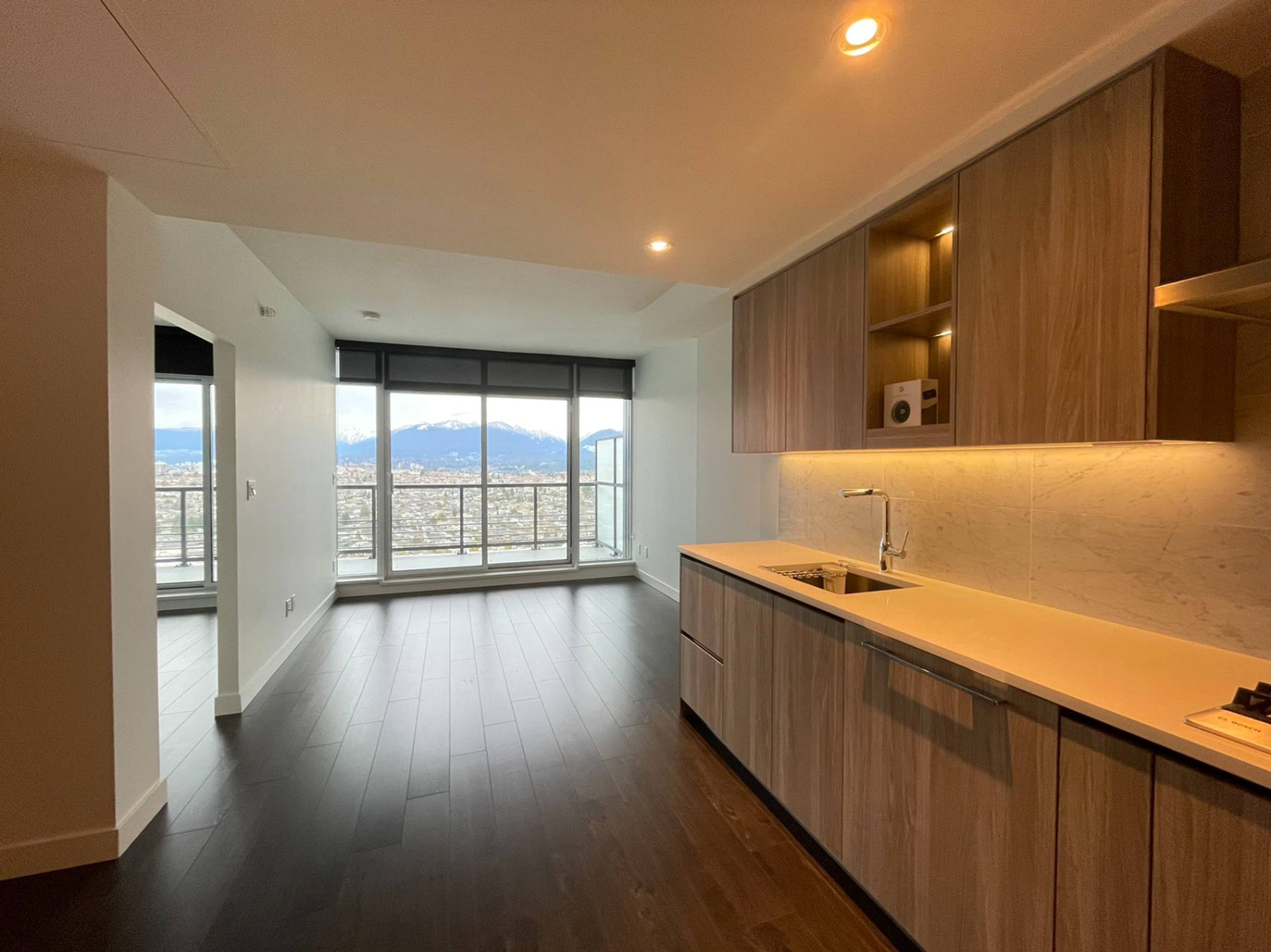 1 ch.  · 1 s. de bains for rent $2,650 / mois