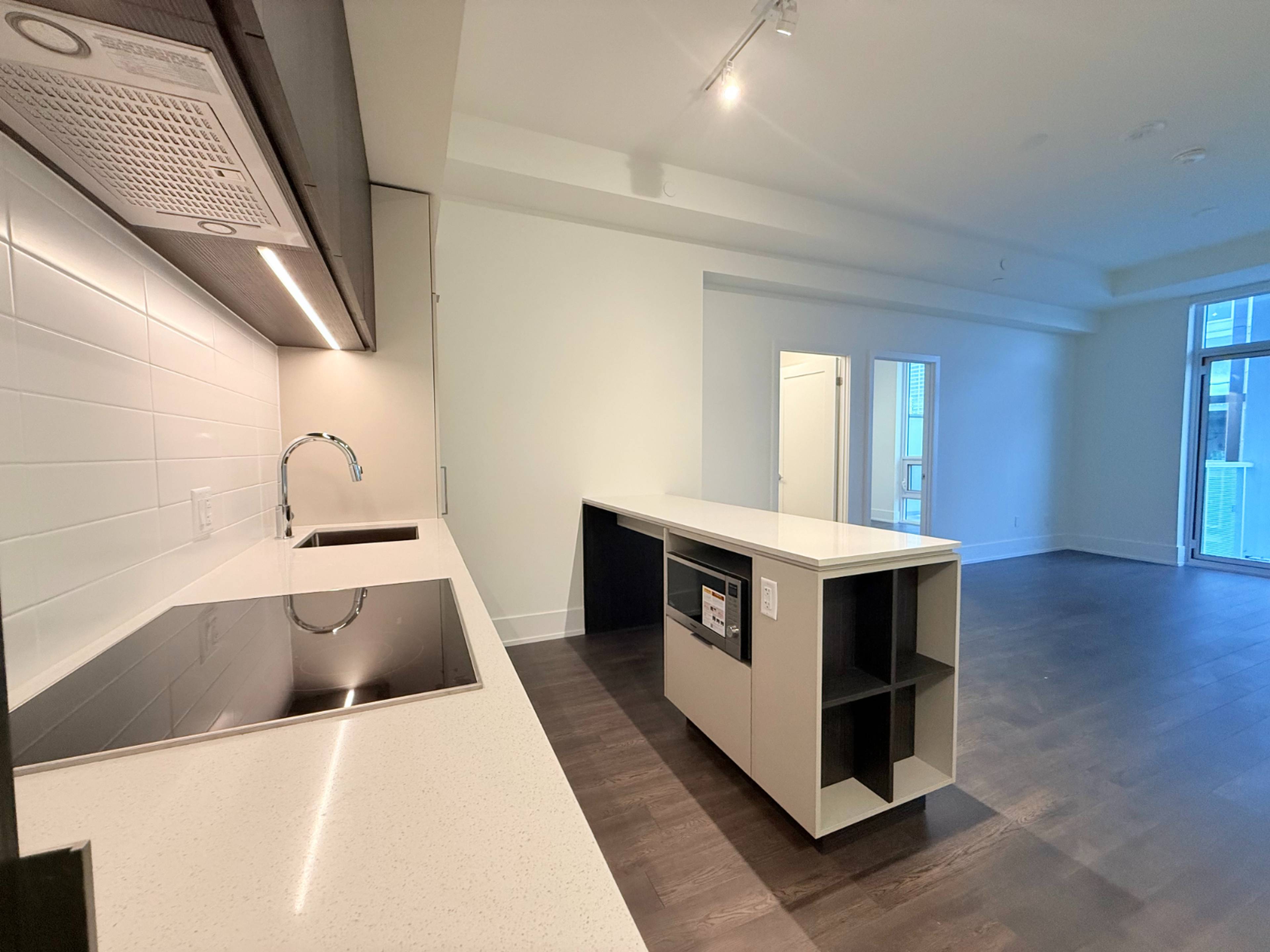 2 室  · 2 卫 for rent $3,100 / 月