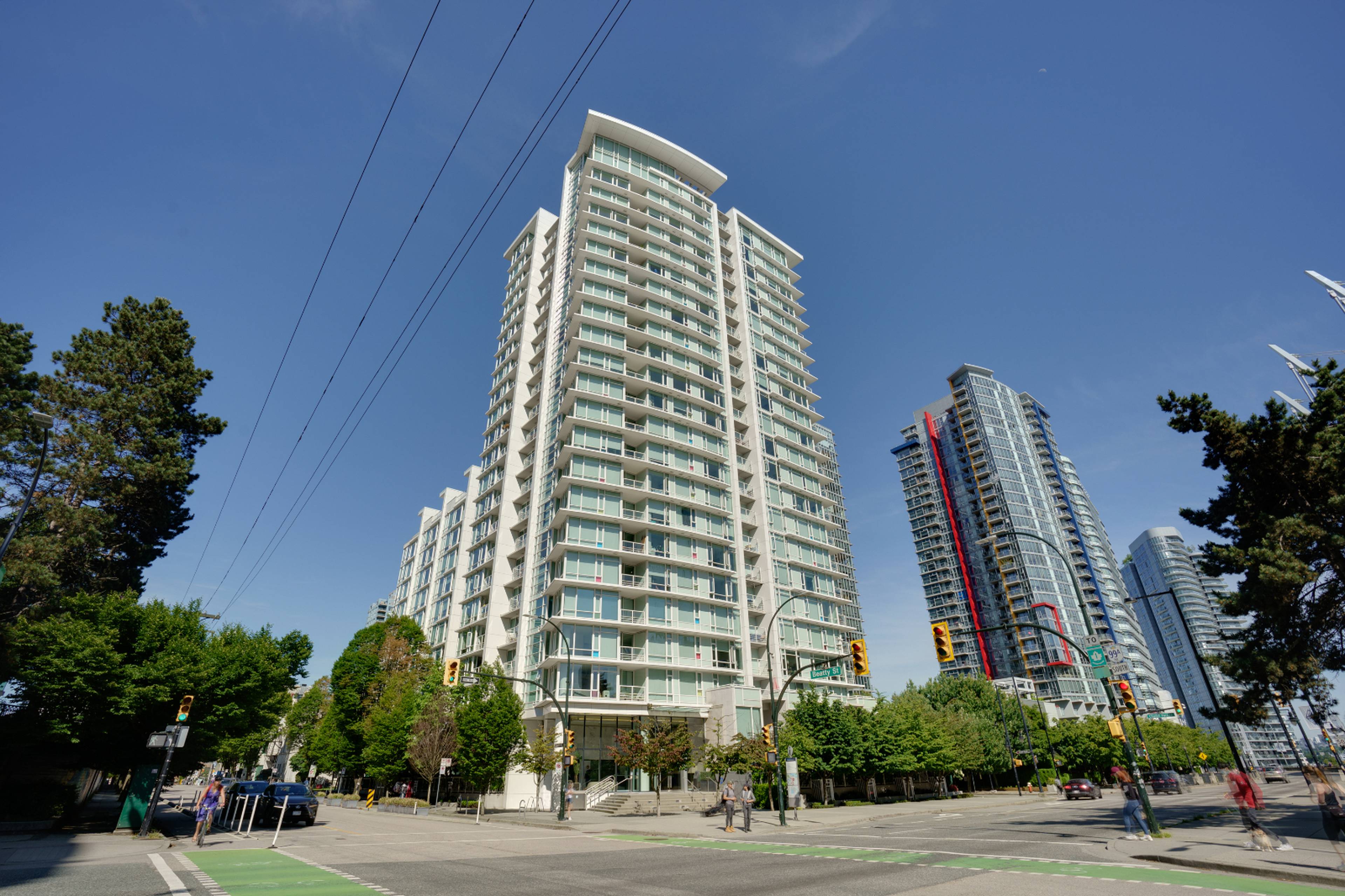 1 室  · 2 卫 for rent $2,350 / 月