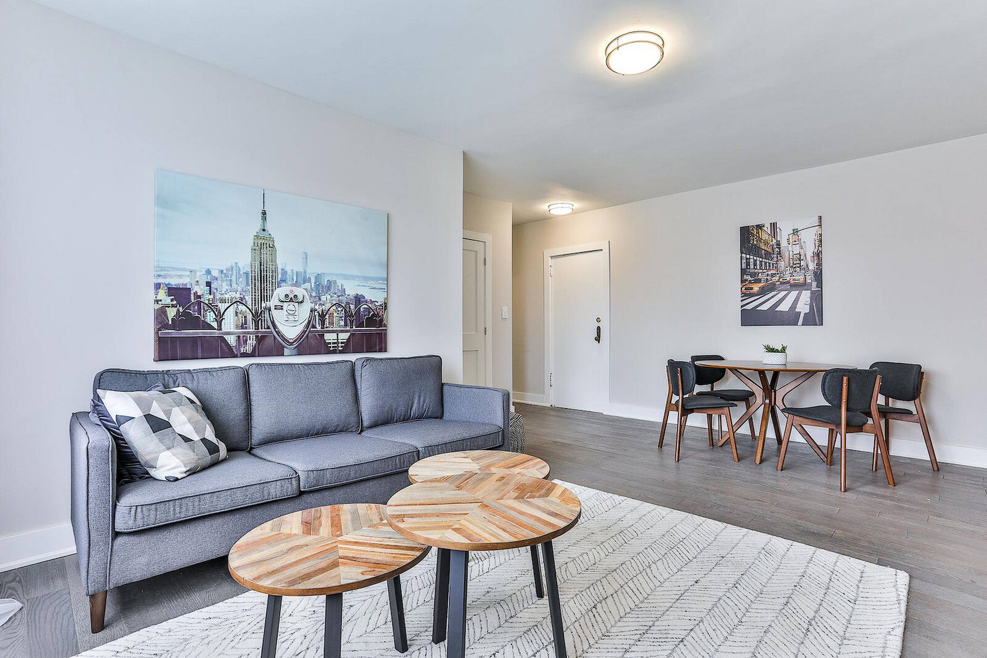 2 室  · 2 卫 for rent $2,000 / 月