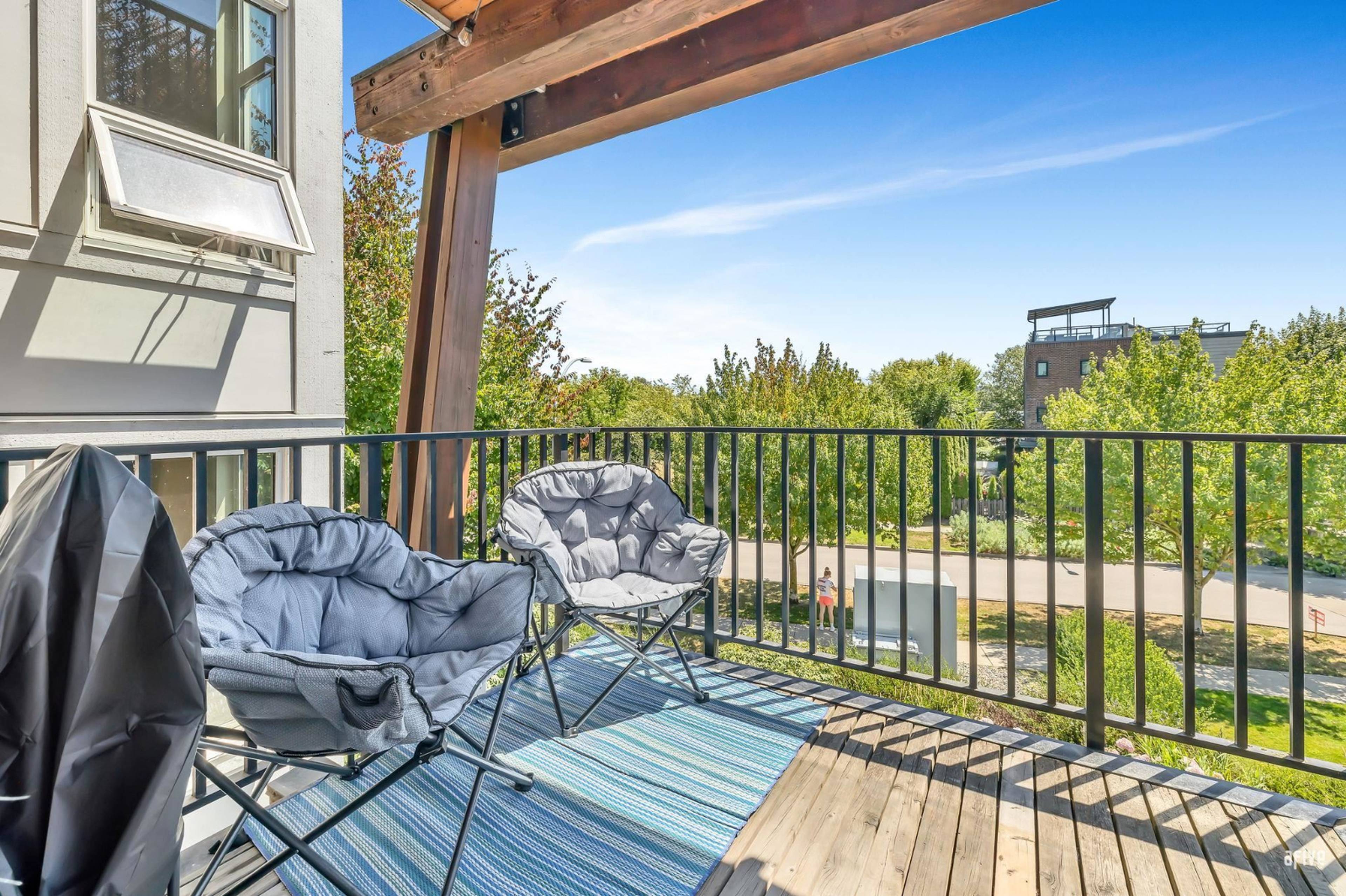 2 室  · 1 卫 for rent $2,500 / 月