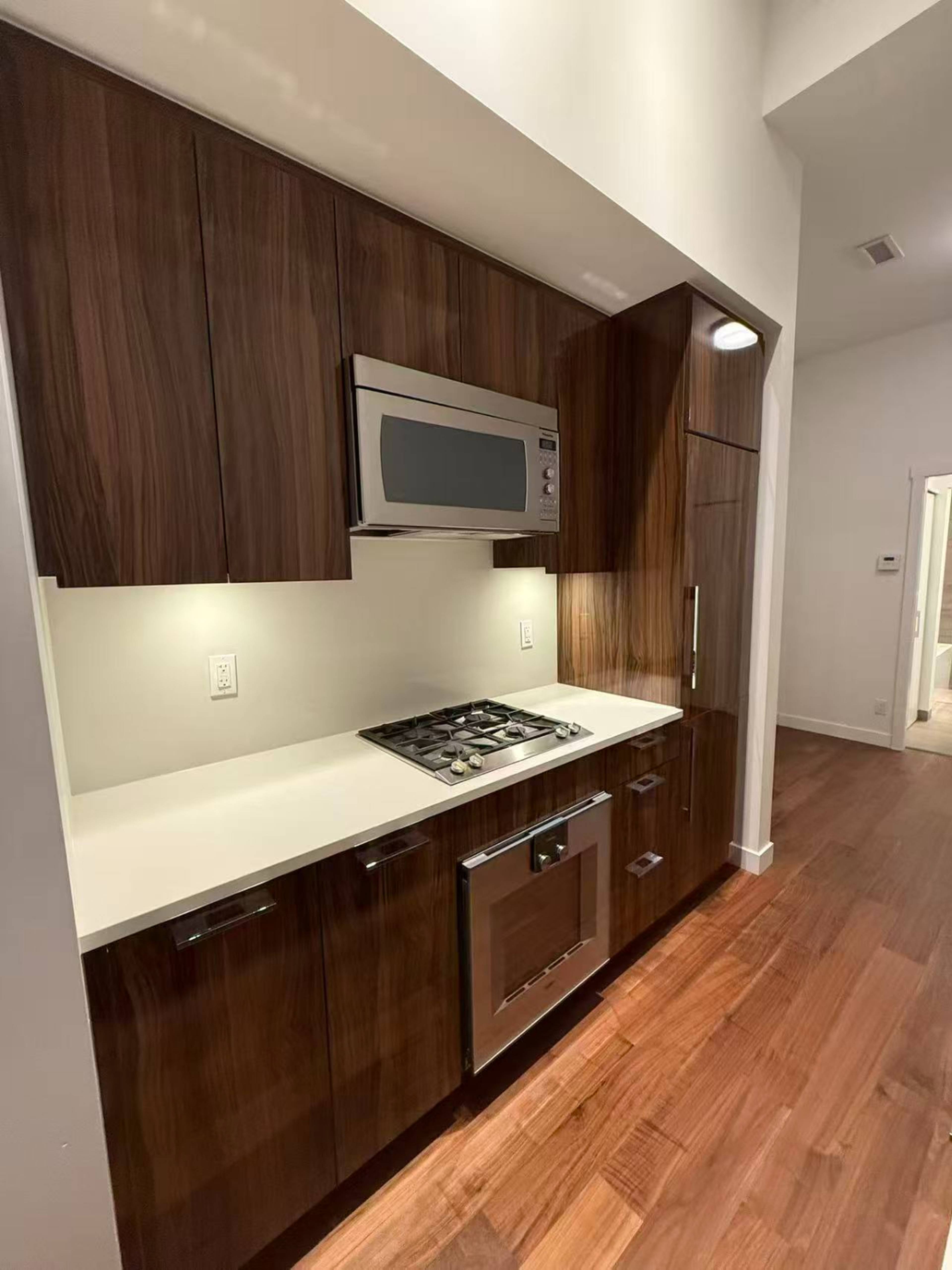 Studio  · 1 s. de bains for rent $1,900 / mois