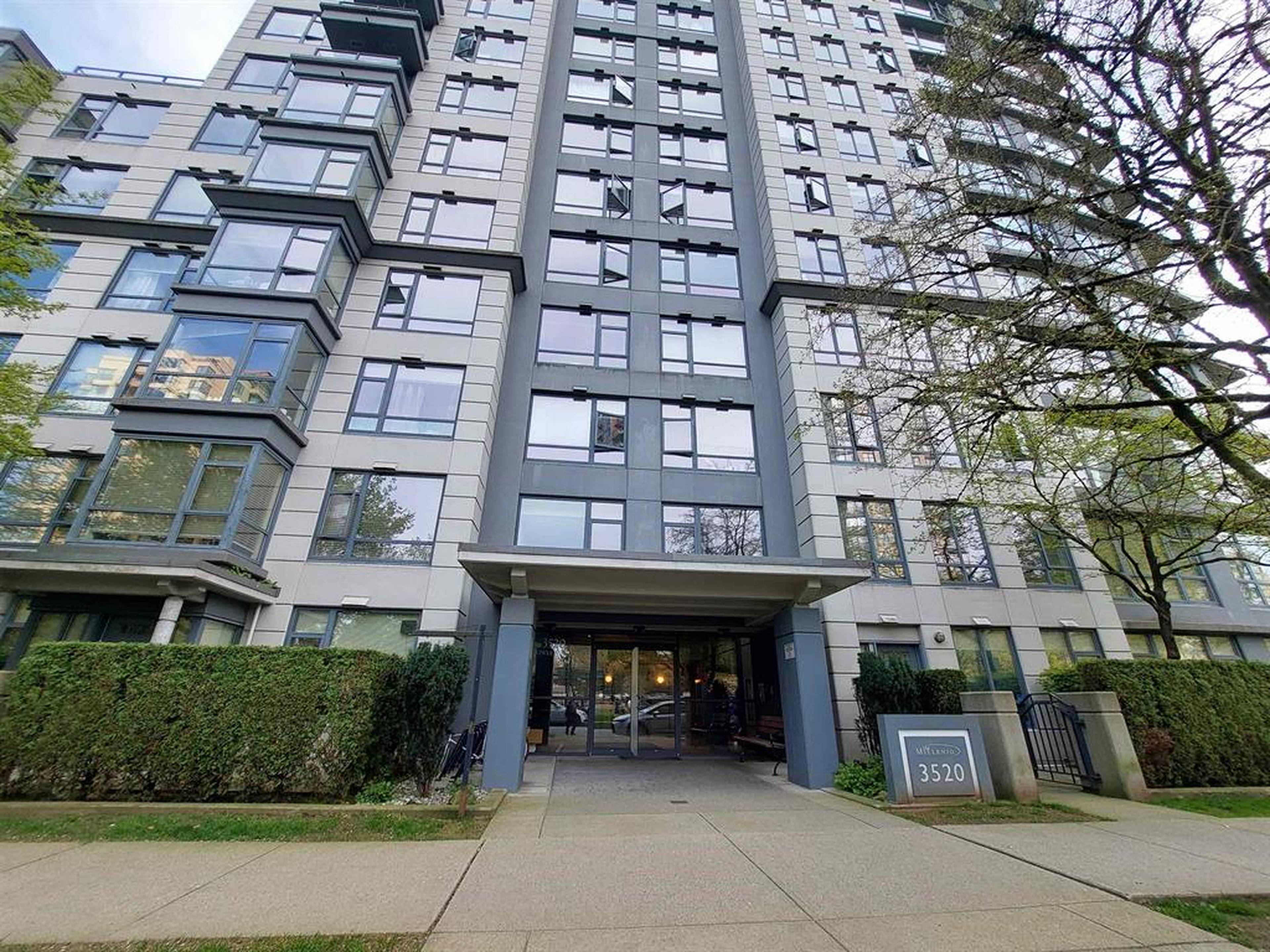 1 室  · 1 卫 for rent $2,200 / 月