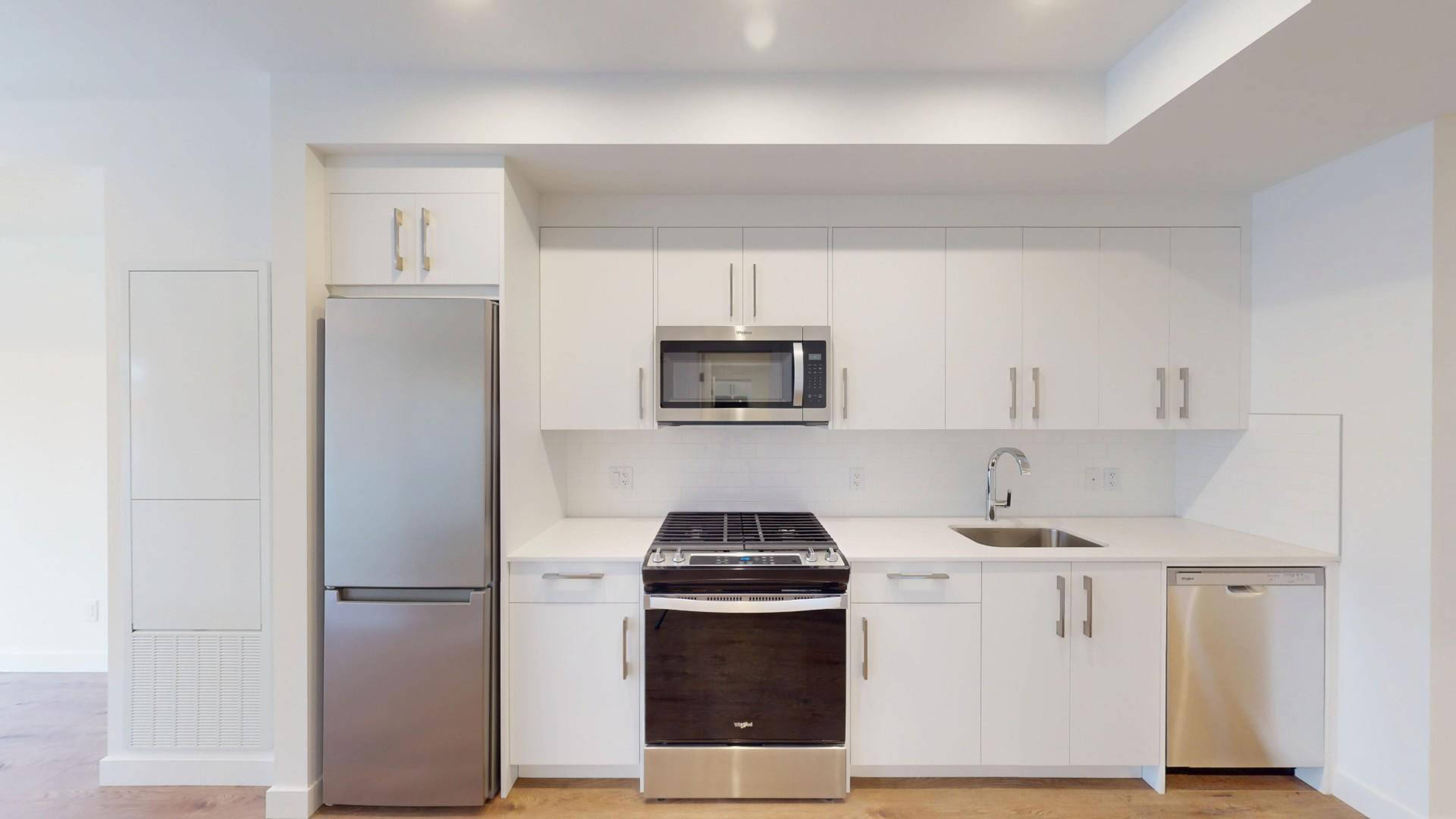 2 室  · 2 卫 for rent $2,000 / 月