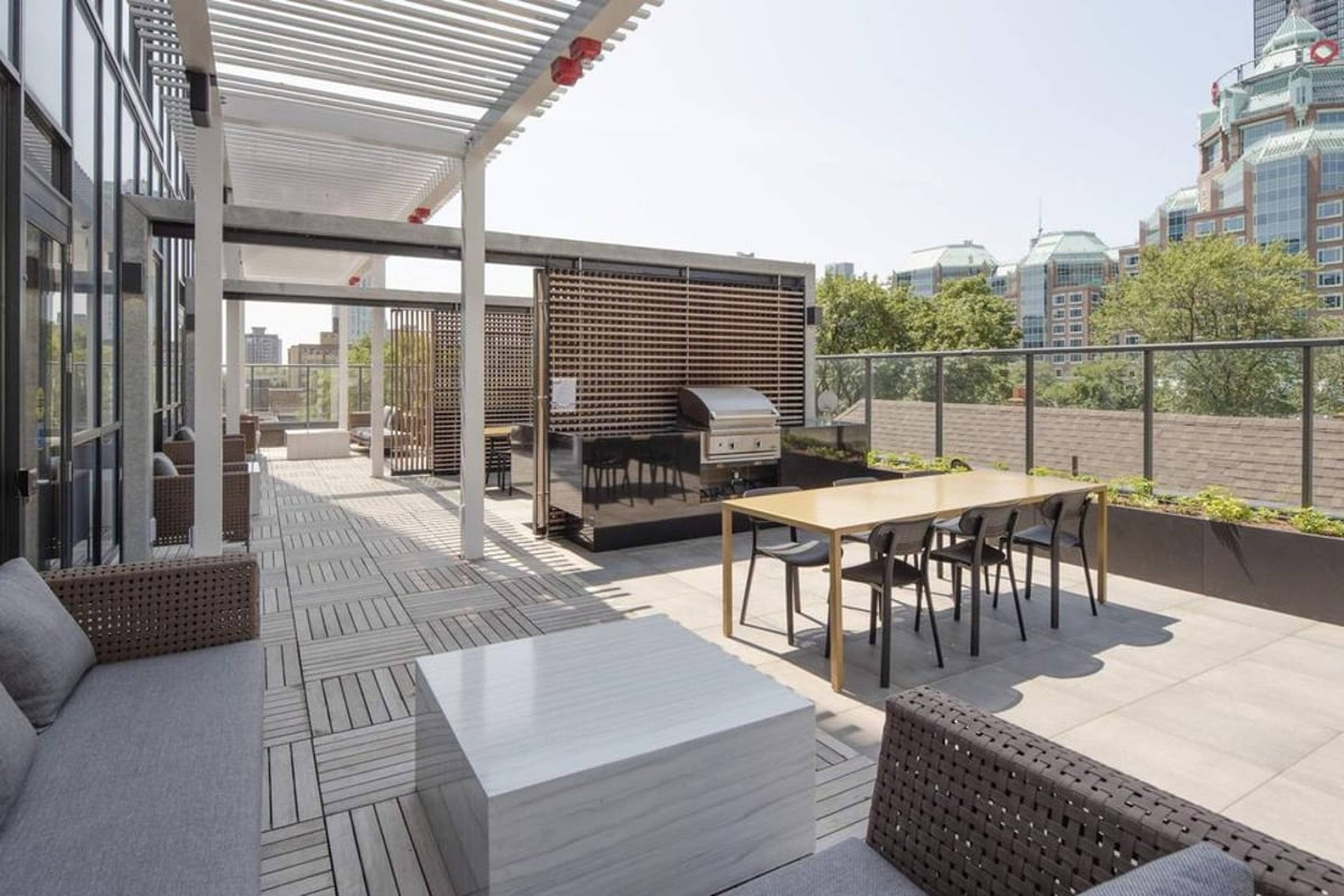 Room for rent $1,280 / month