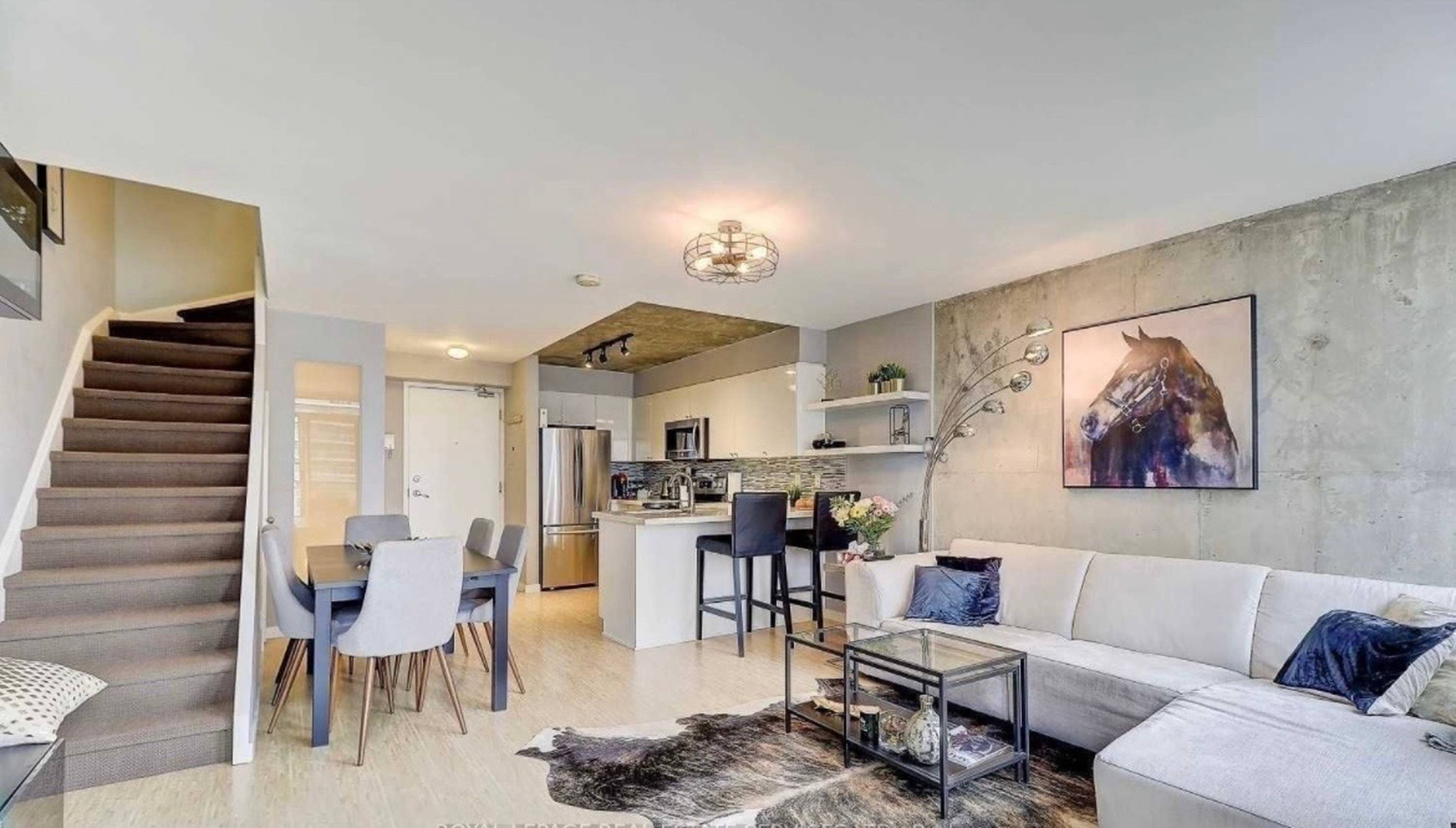 1 室  · 2 卫 for rent $3,800 / 月