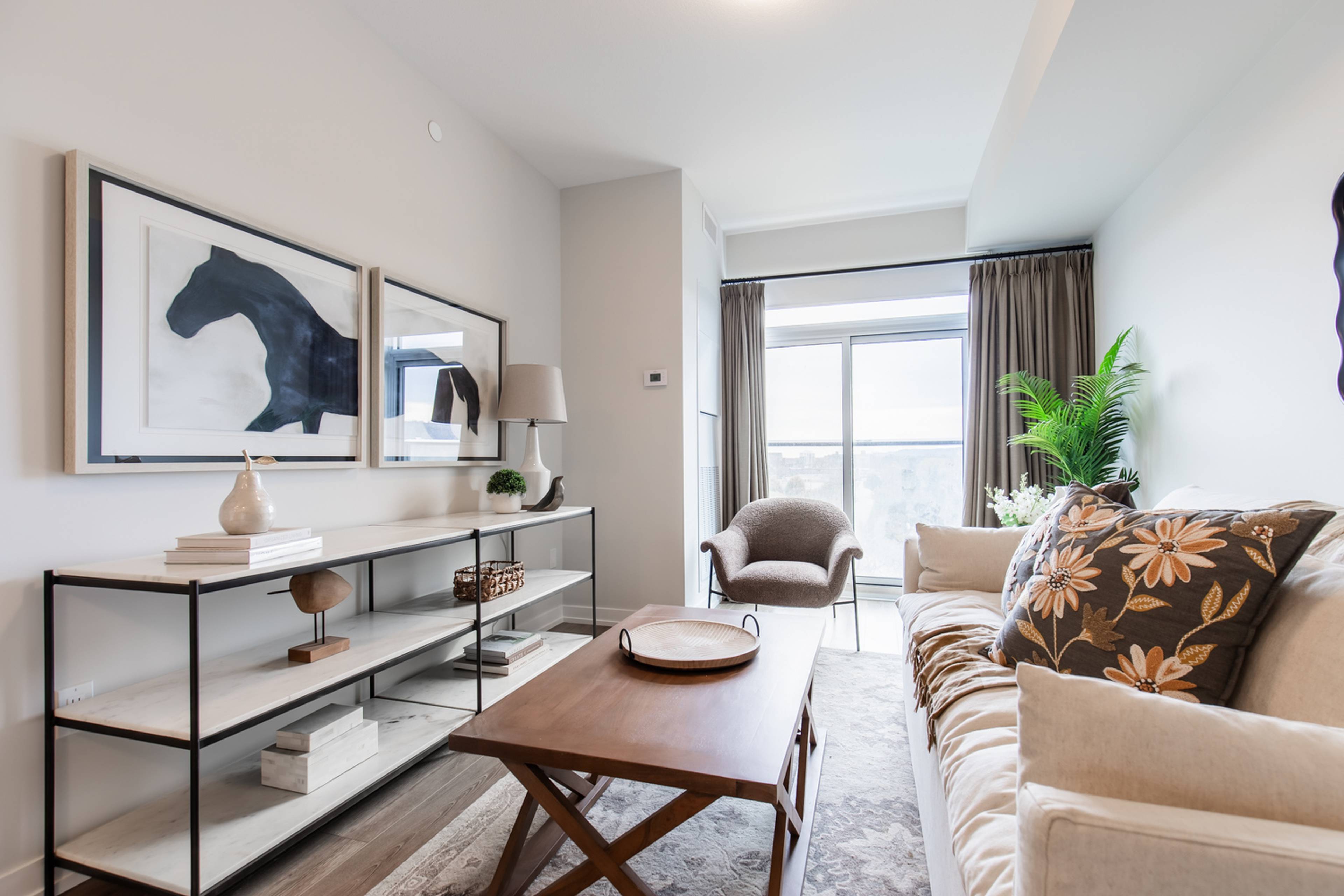 1 室  · 1 卫 for rent $1,961+ / 月