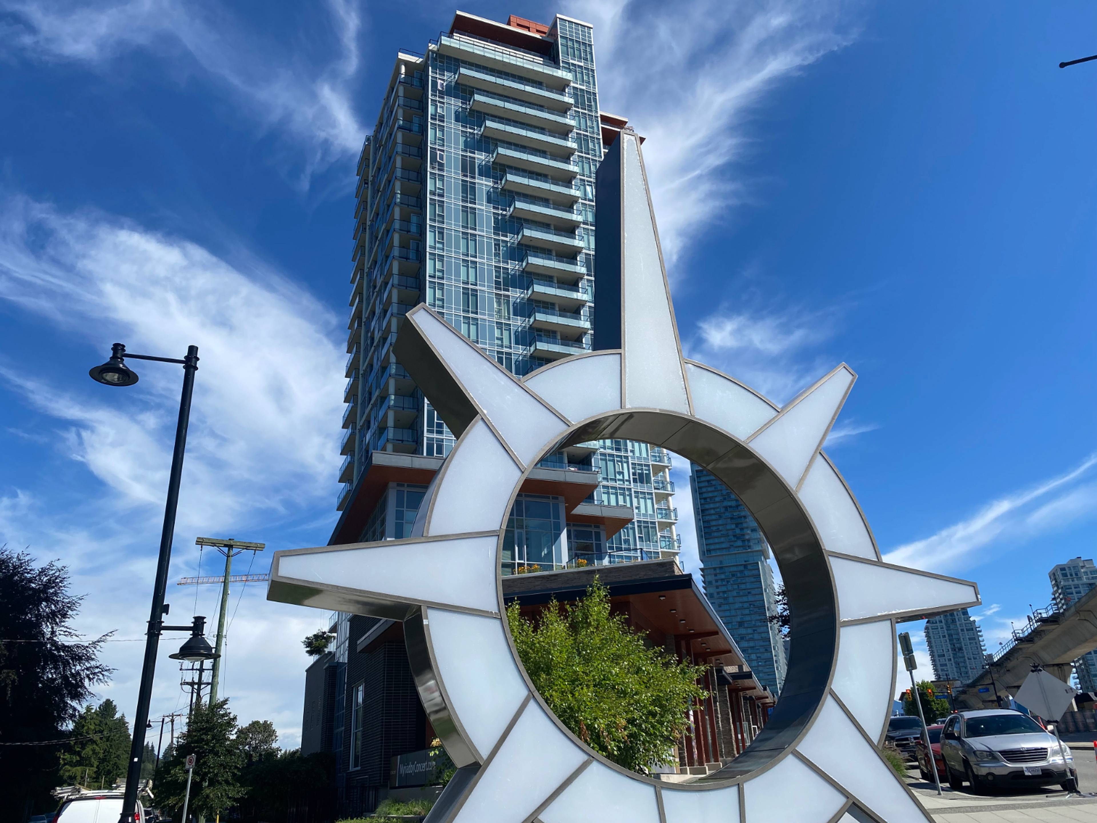 2 ch.  · 2 s. de bains for rent $3,000 / mois