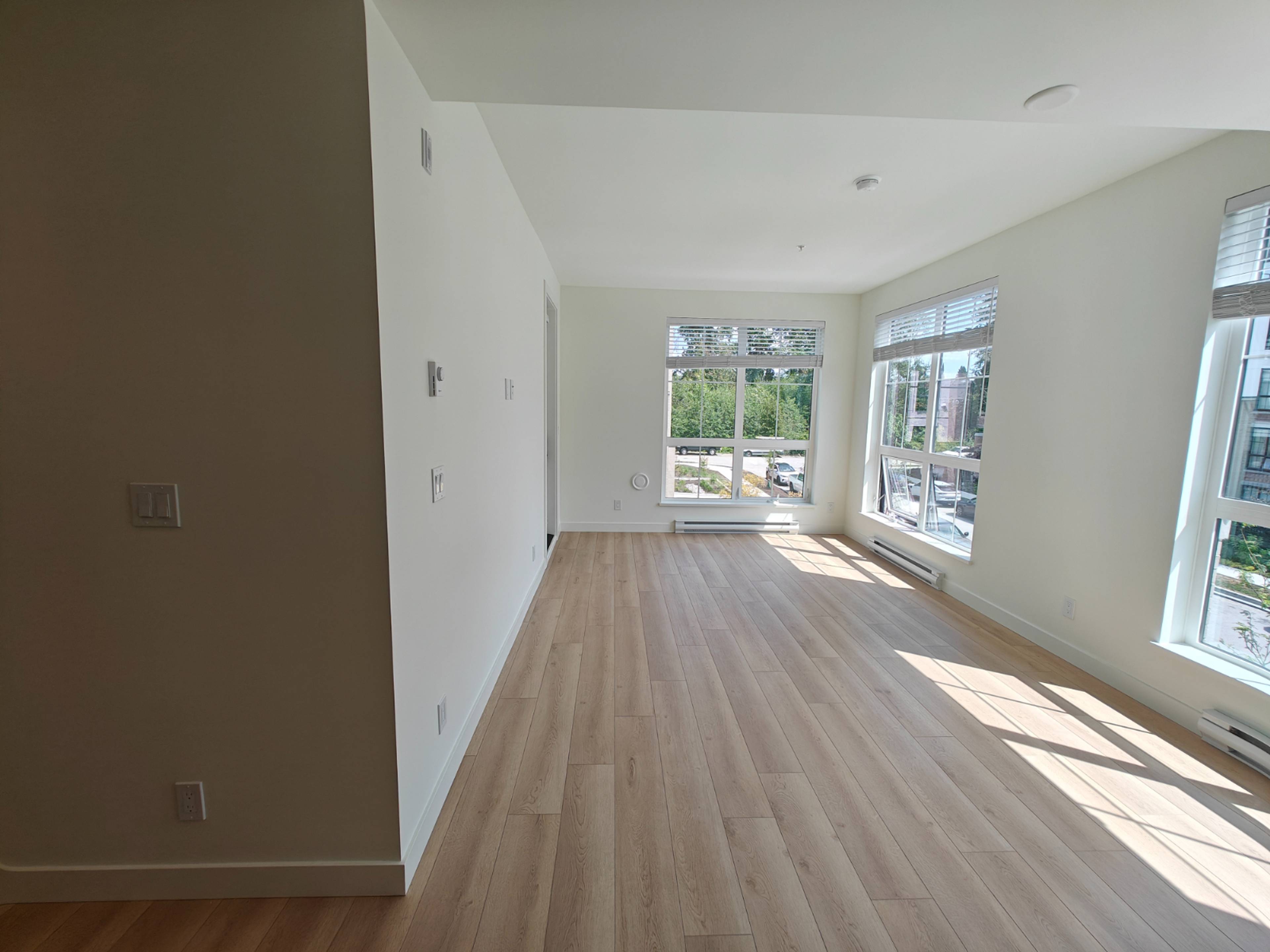 2 ch.  · 2 s. de bains for rent $2,500 / mois