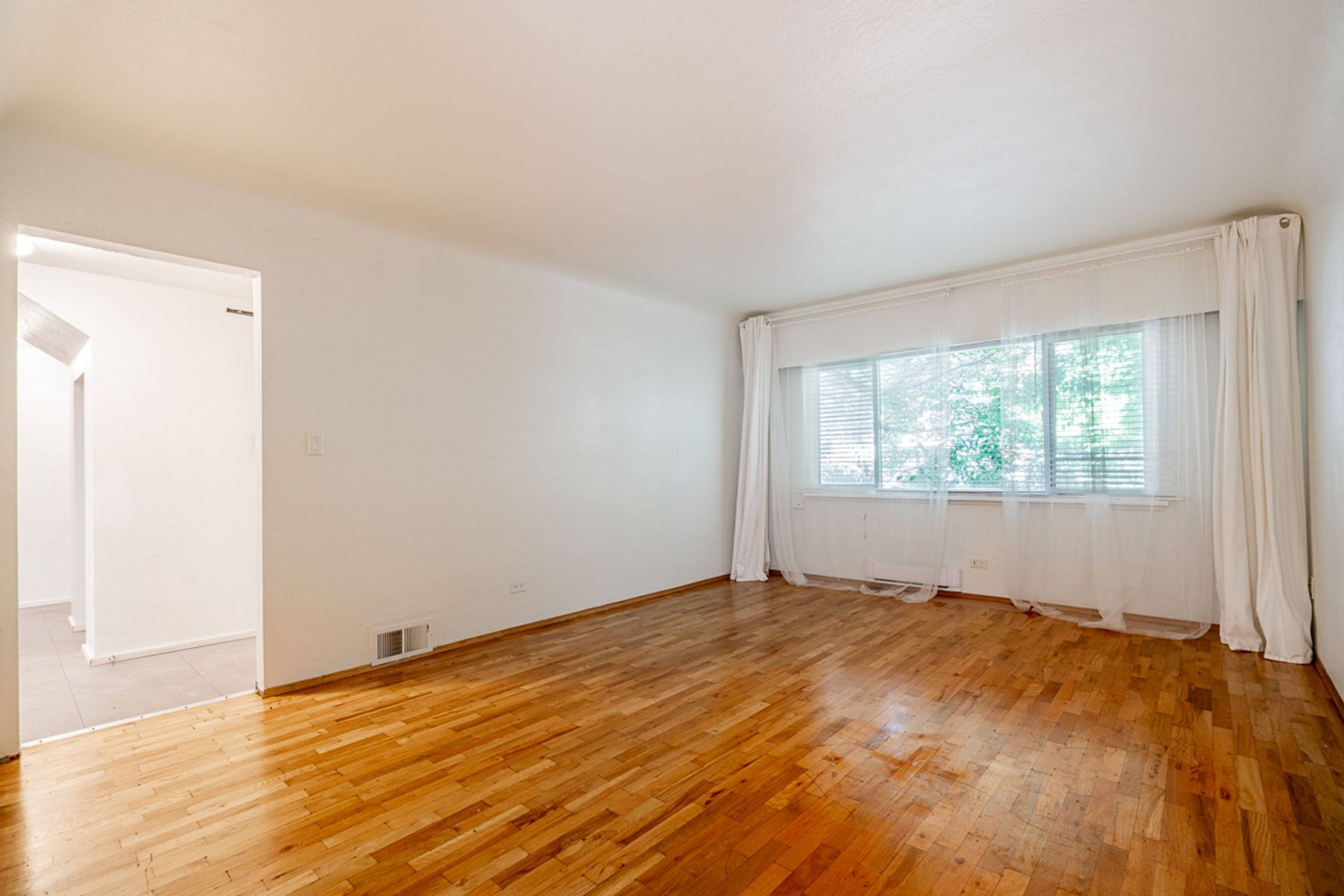 2 Bed  · 1 Bath for rent $2,400 / month