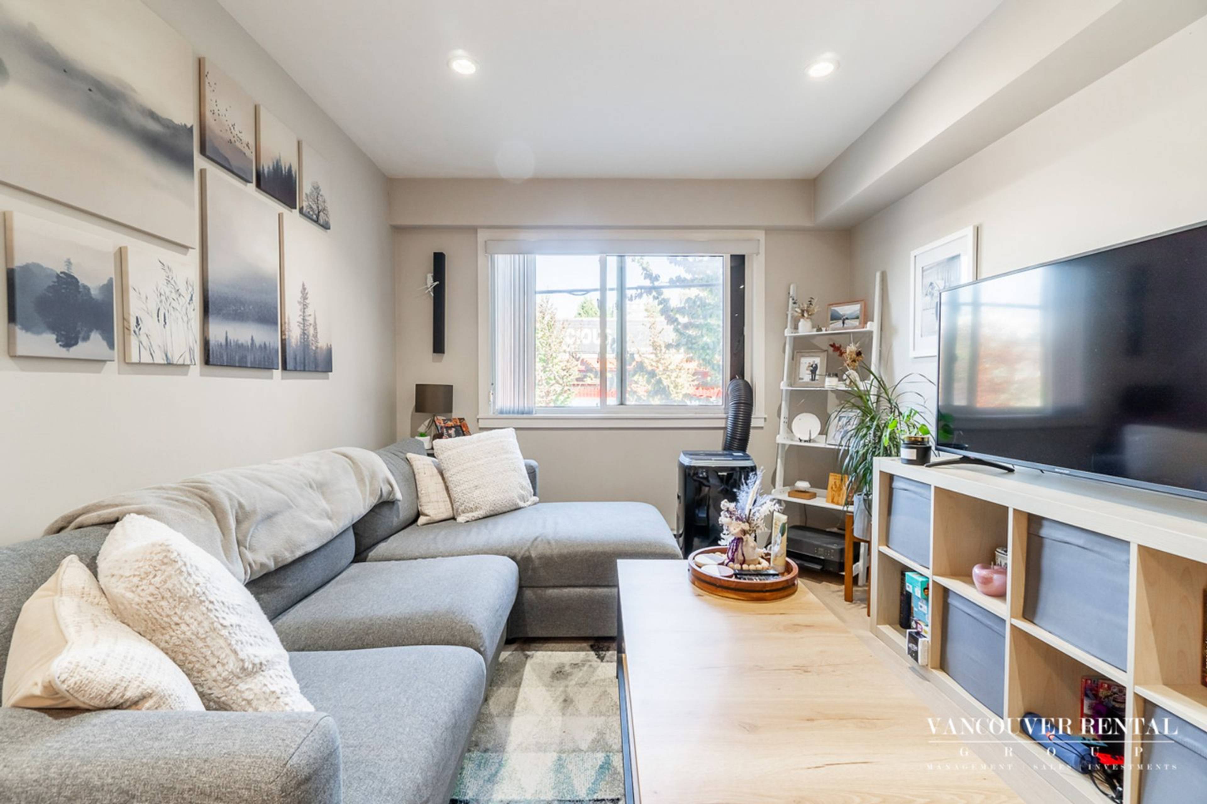 1 ch.  · 1 s. de bains for rent $1,995 / mois